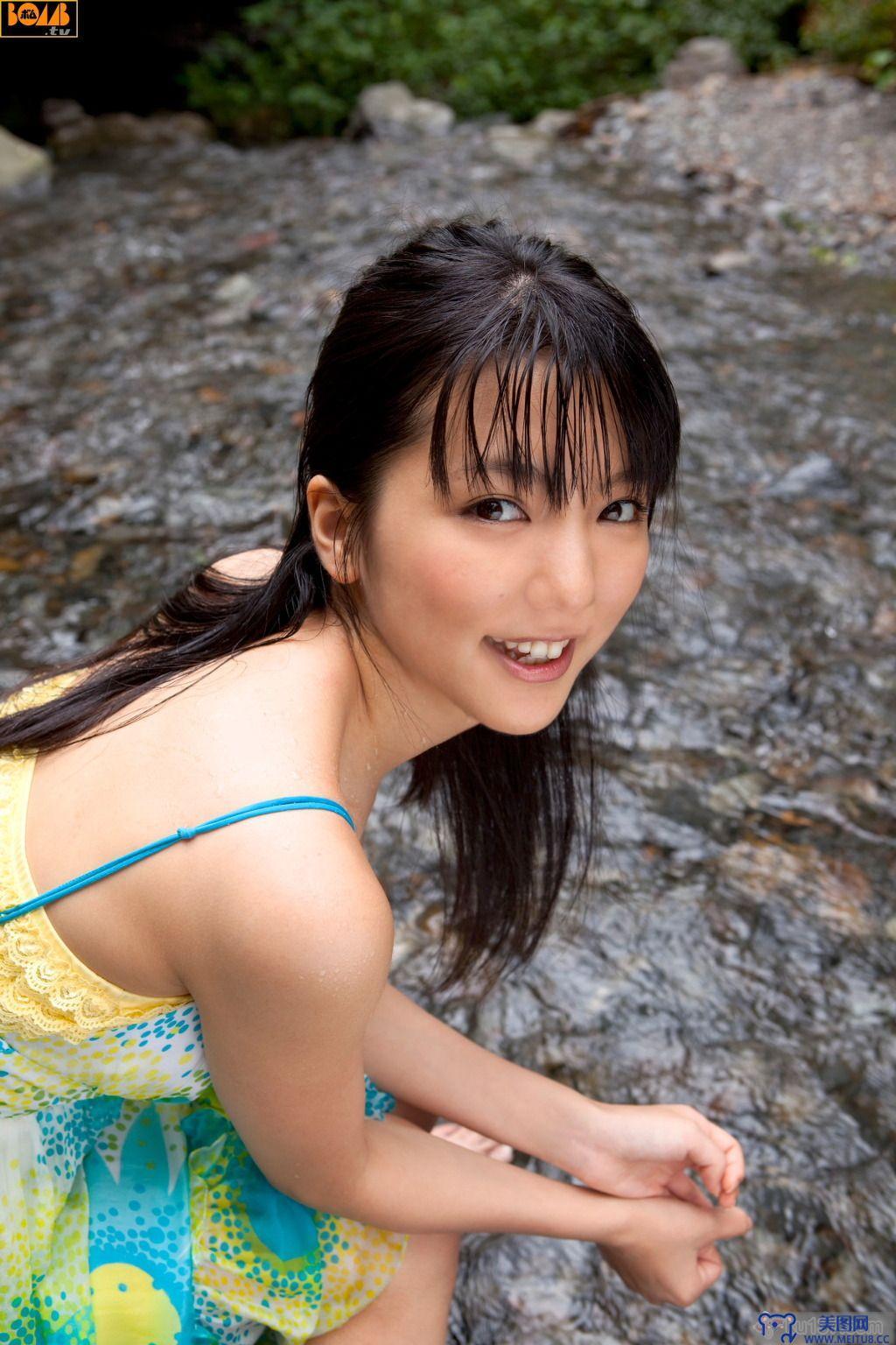 [Bomb.tv套图] 真野恵里菜 Mano Erina 性感诱惑av女优