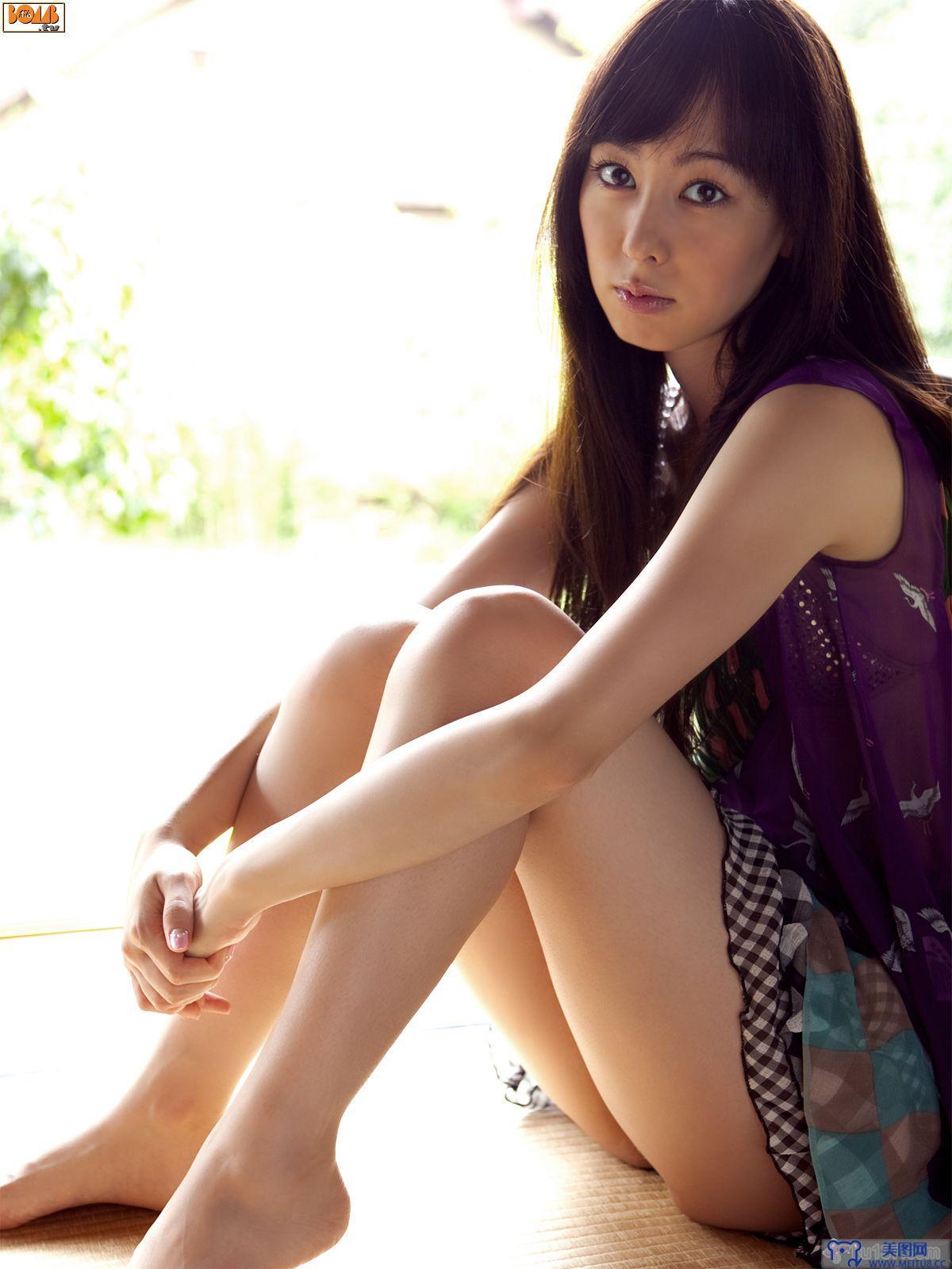 [Bomb.tv套图] 秋山莉奈 Rina Akiyama 性感诱惑av女优