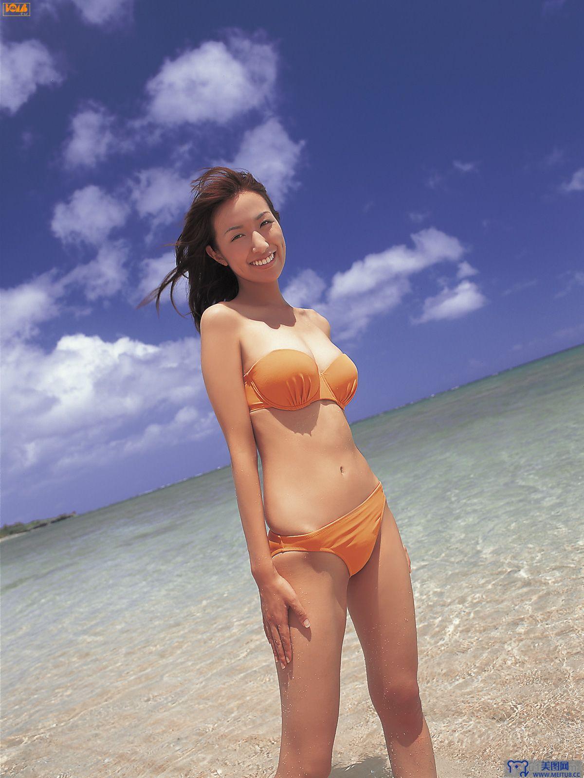 [Bomb.tv套图] 2007-10 Miss Marine 2007 沙滩MM