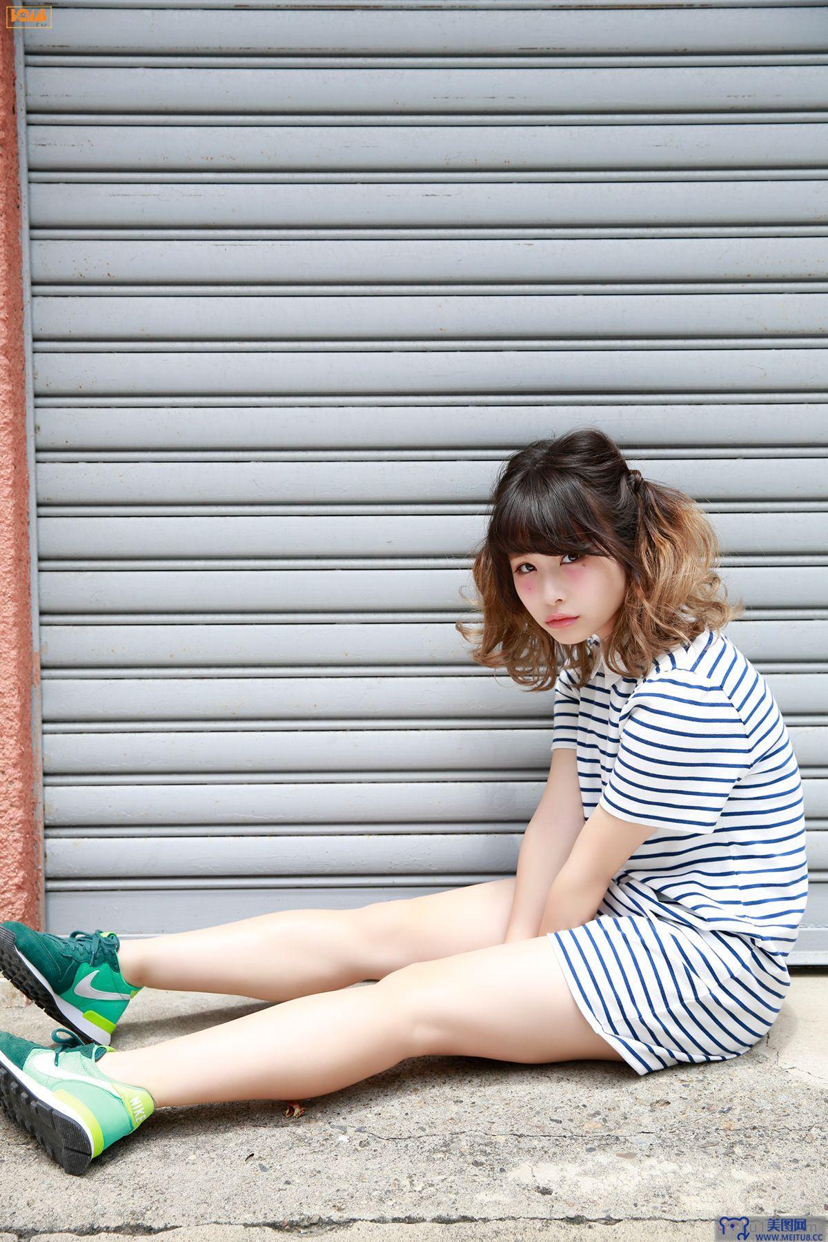 [Bomb.tv套图] 2015年10月号 GRAVURE Channel 增井みお & lyrical school