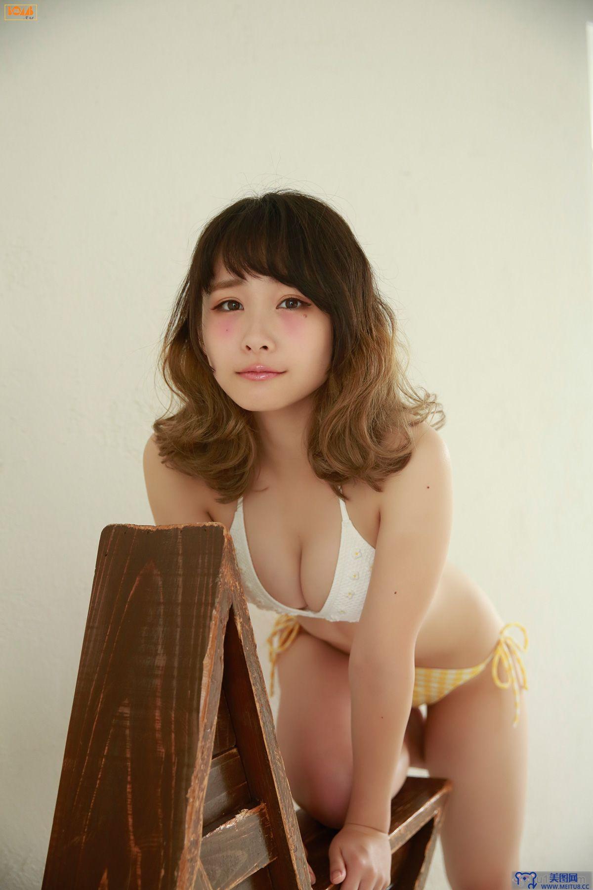 [Bomb.tv套图] 2015年10月号 GRAVURE Channel 增井みお & lyrical school