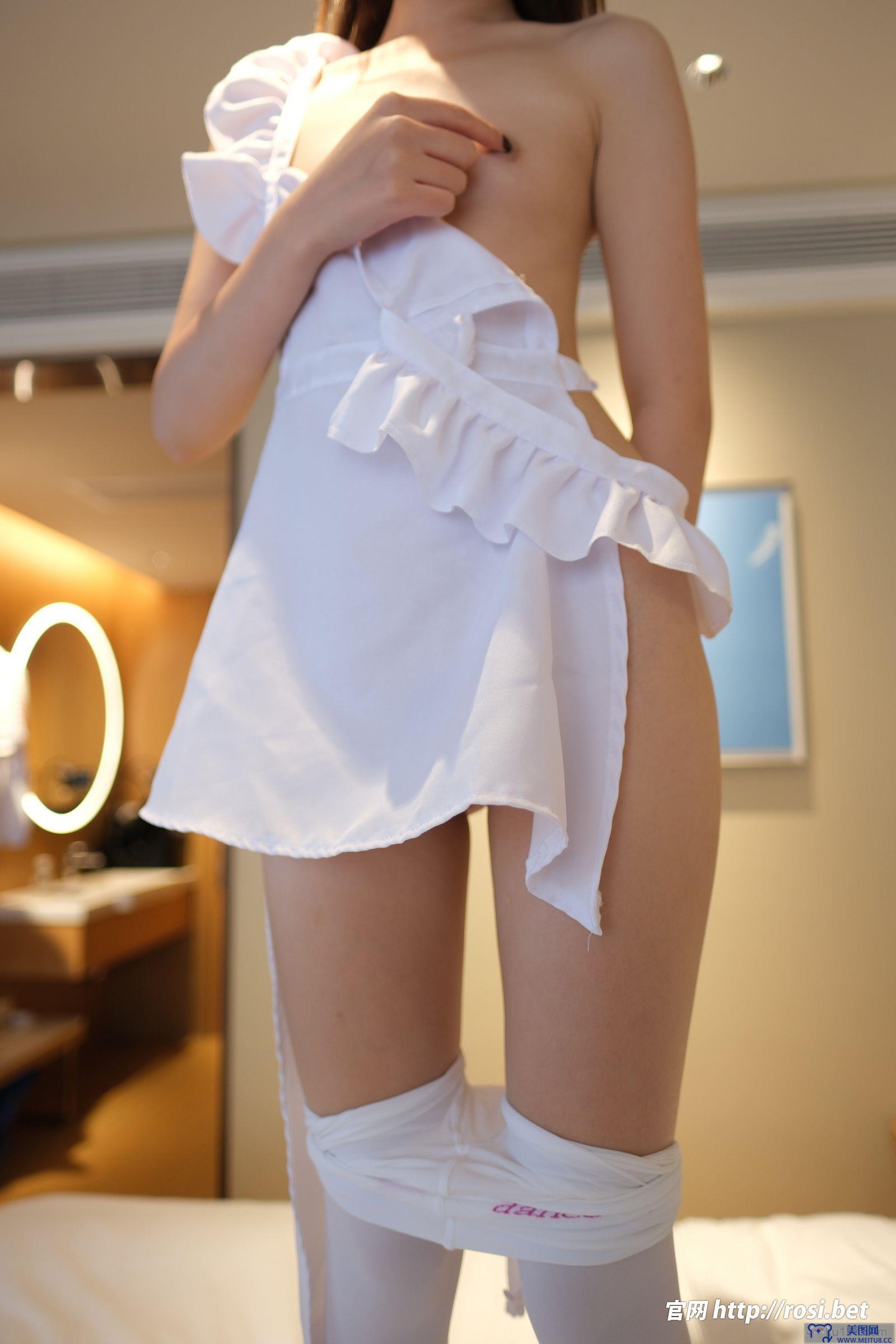 [ROSI美女图]2025.09.14 NO.5032