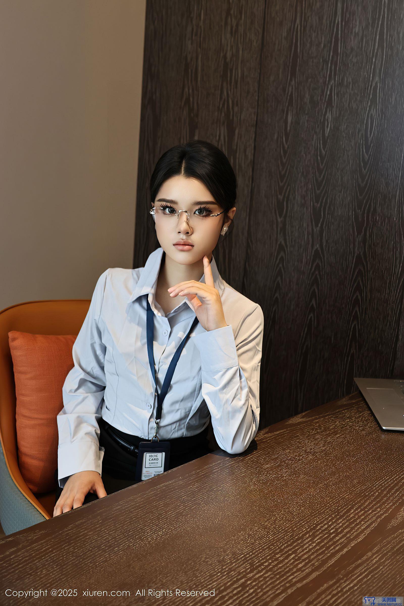 [秀人XIUREN] 2025.08.21 NO.10674 糯梨子