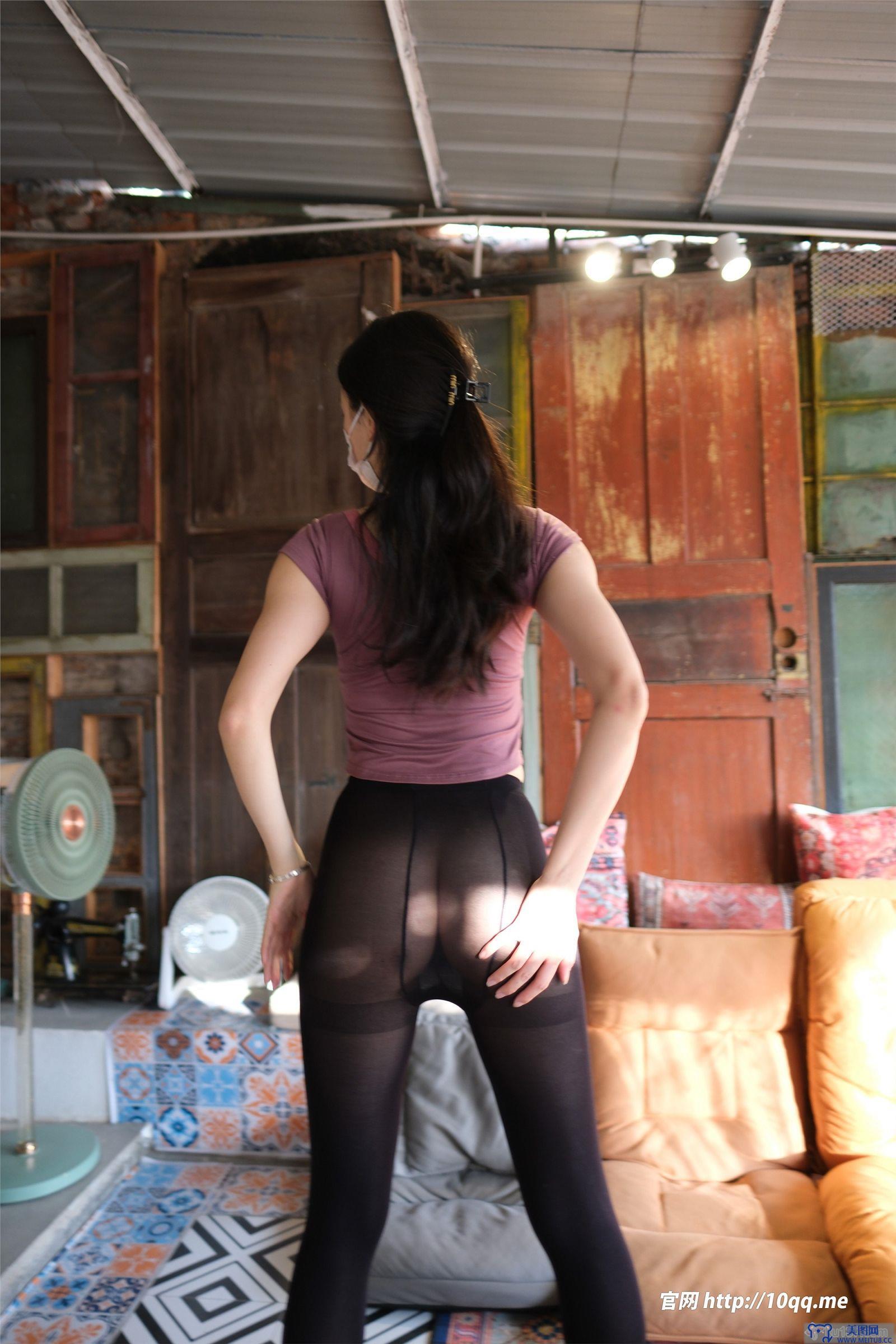 [ROSI美女图]口罩系列 2024.03.24 NO.2842