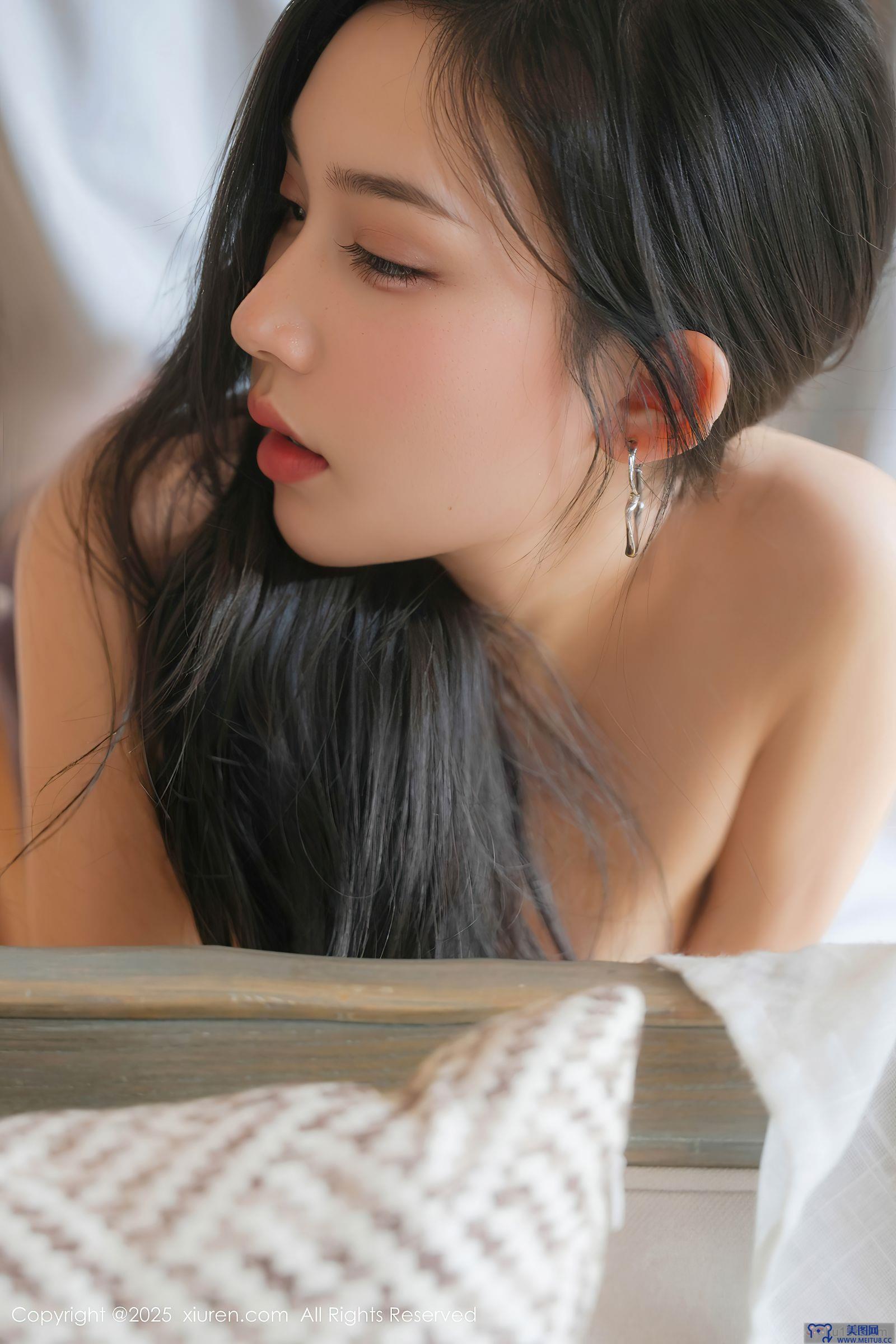 [秀人XIUREN] 2025.09.24 NO.10801 小阿娇Gill