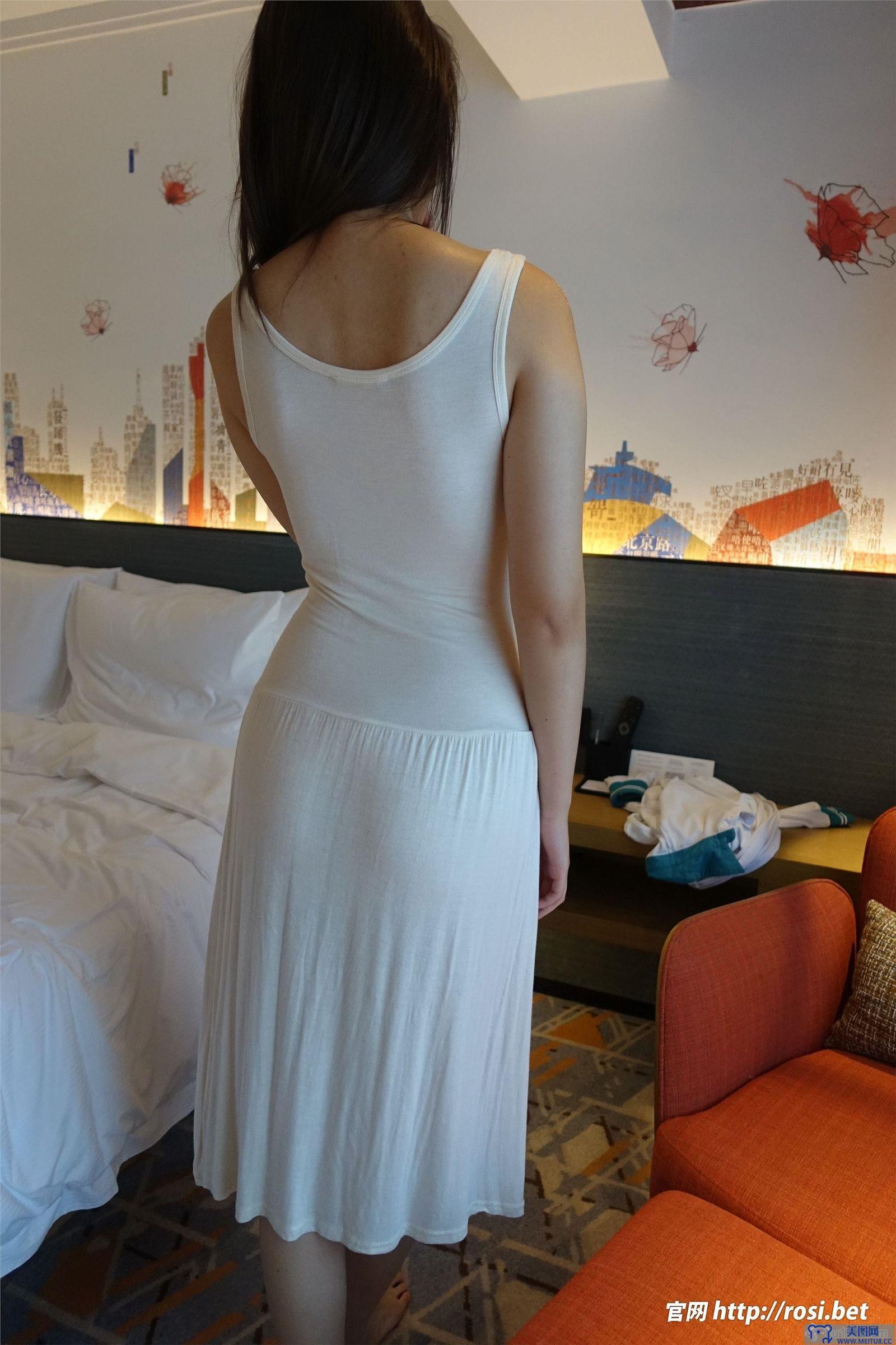 [ROSI美女图]2023.10.21 NO.4338
