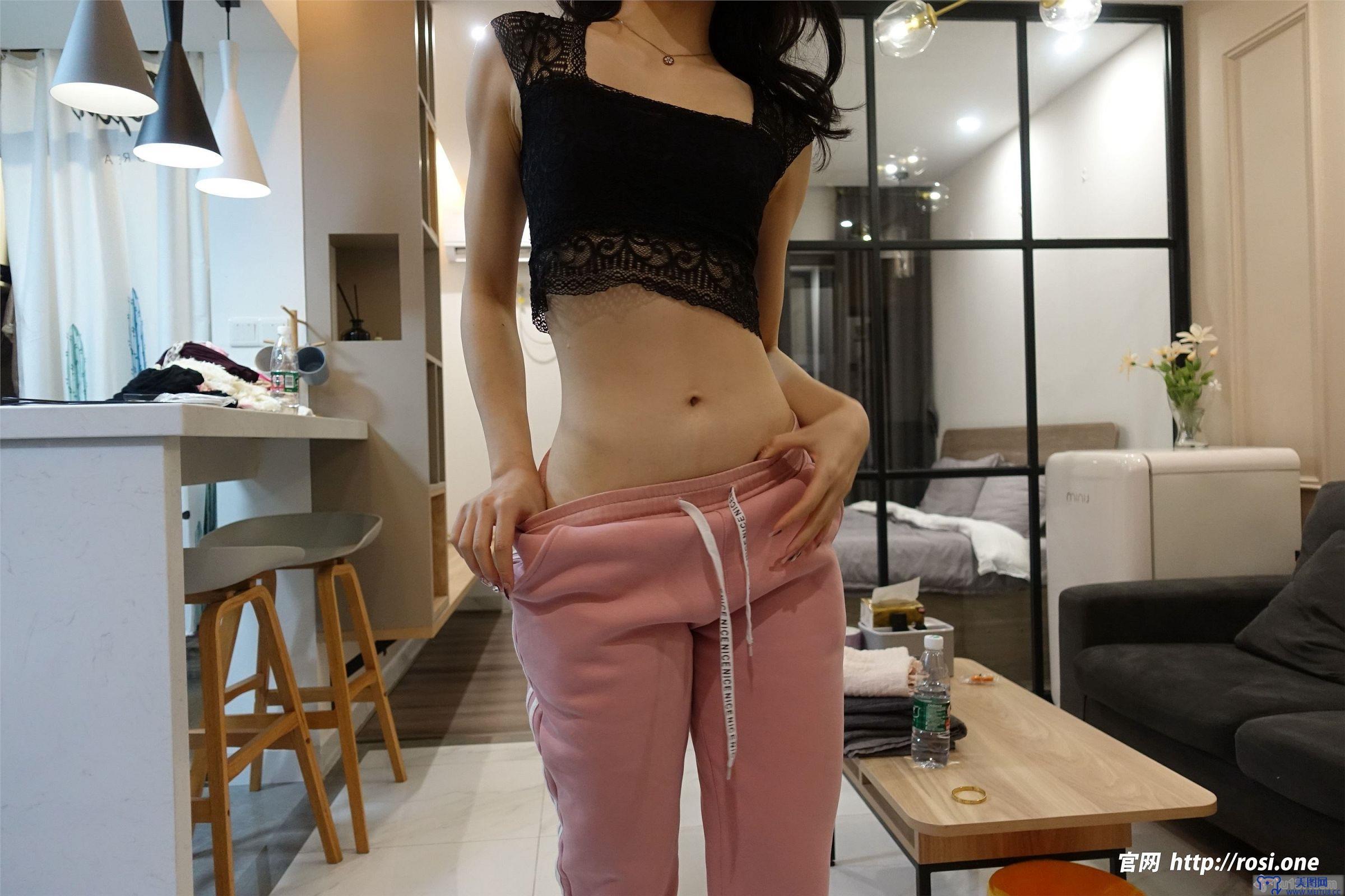 [ROSI美女图]2023.08.20 NO.4276