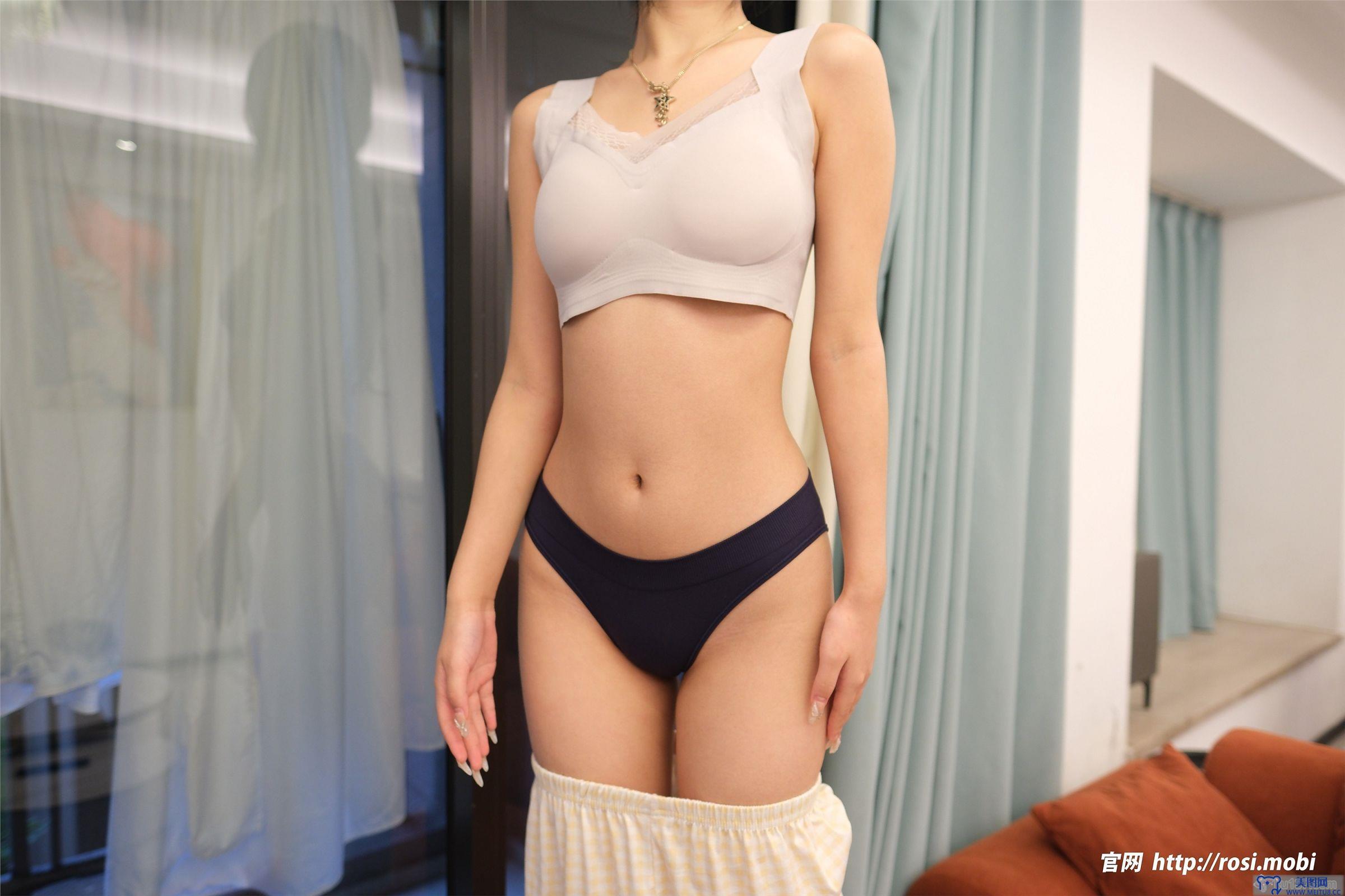 [ROSI美女图]2025.04.08 NO.4873