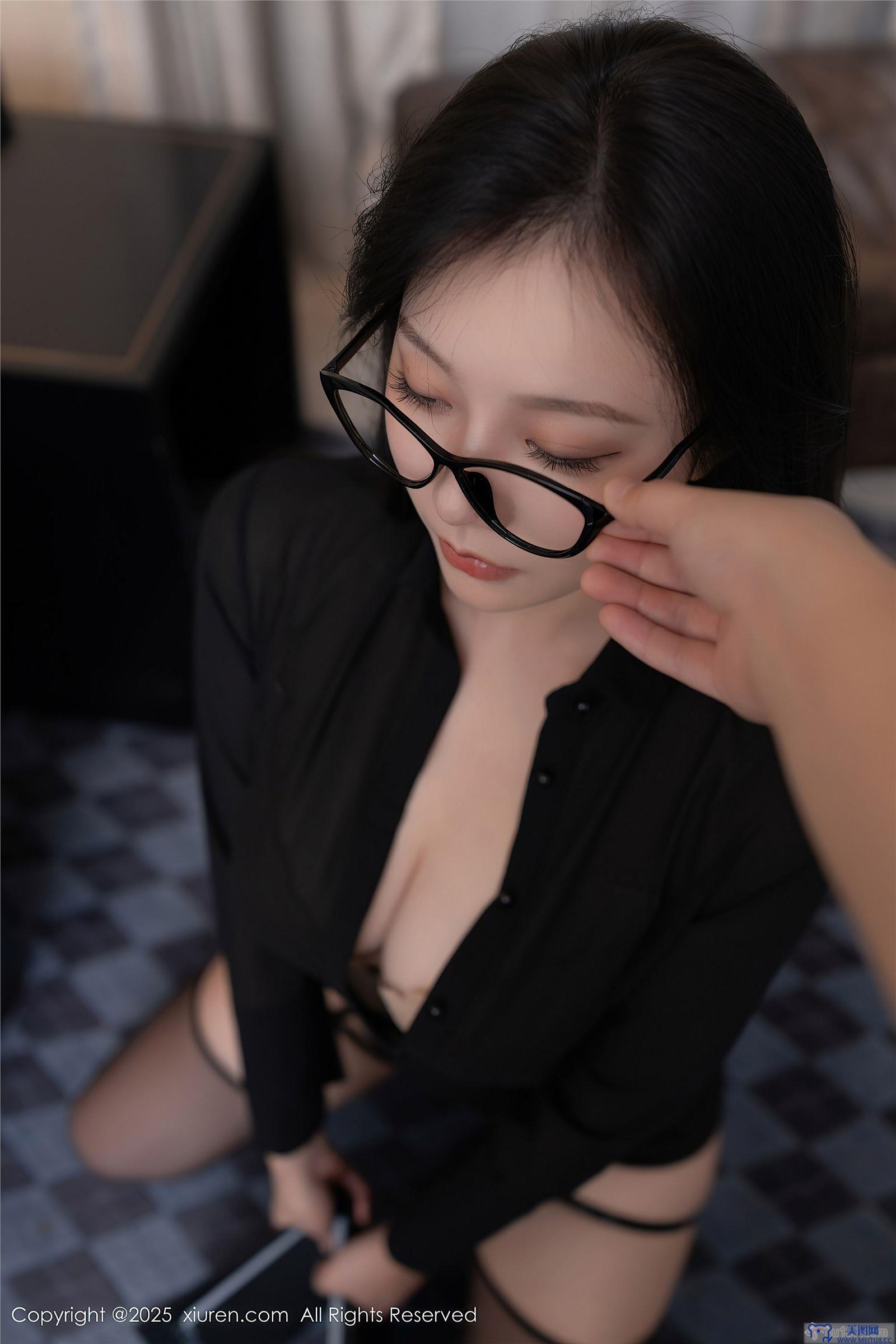 [秀人XIUREN] 2025.03.11 NO.9999 安然anran