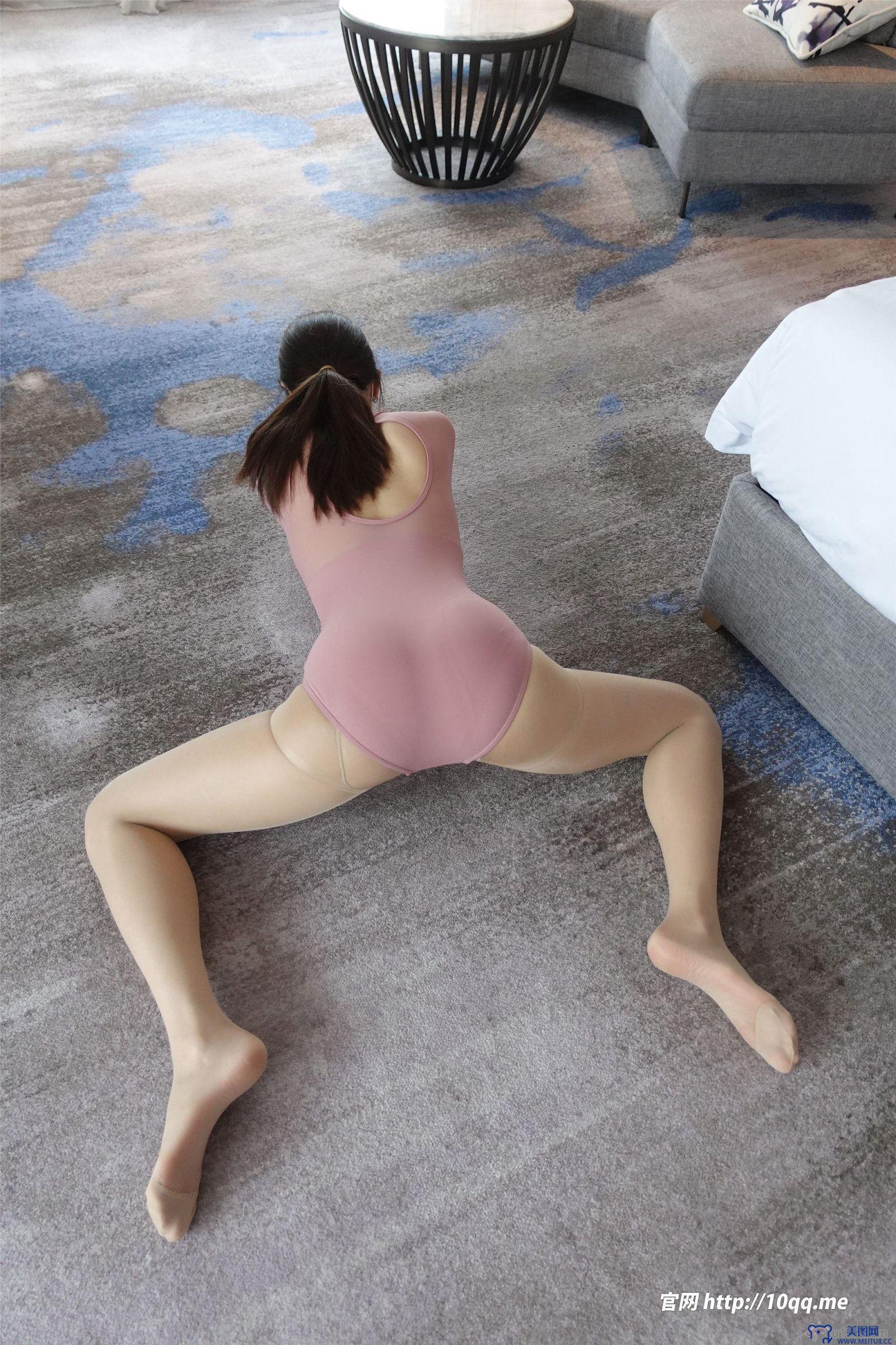 [ROSI美女图]口罩系列 2023.12.28 NO.2755