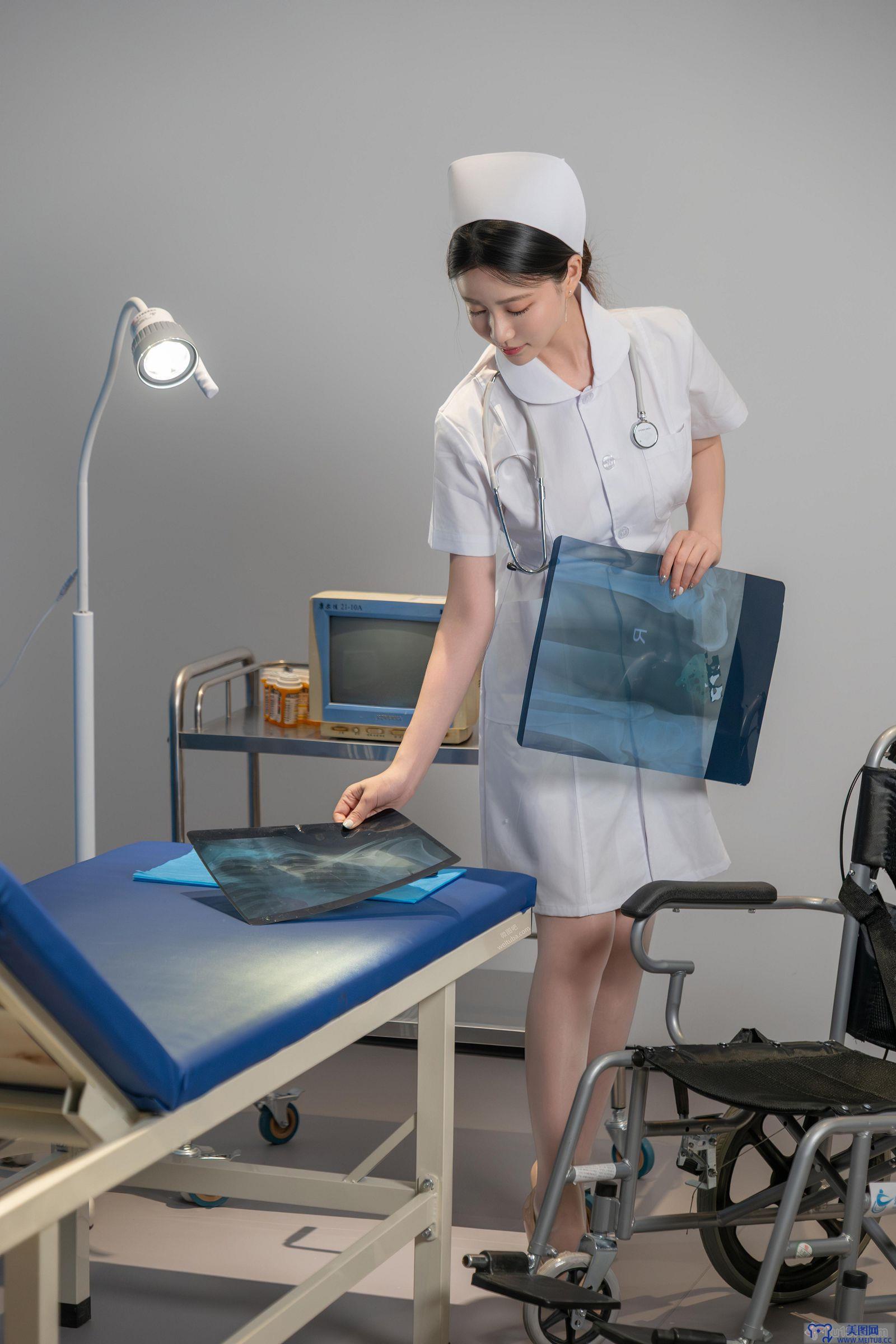 [年年nnian] NO.131 护士长の秘密