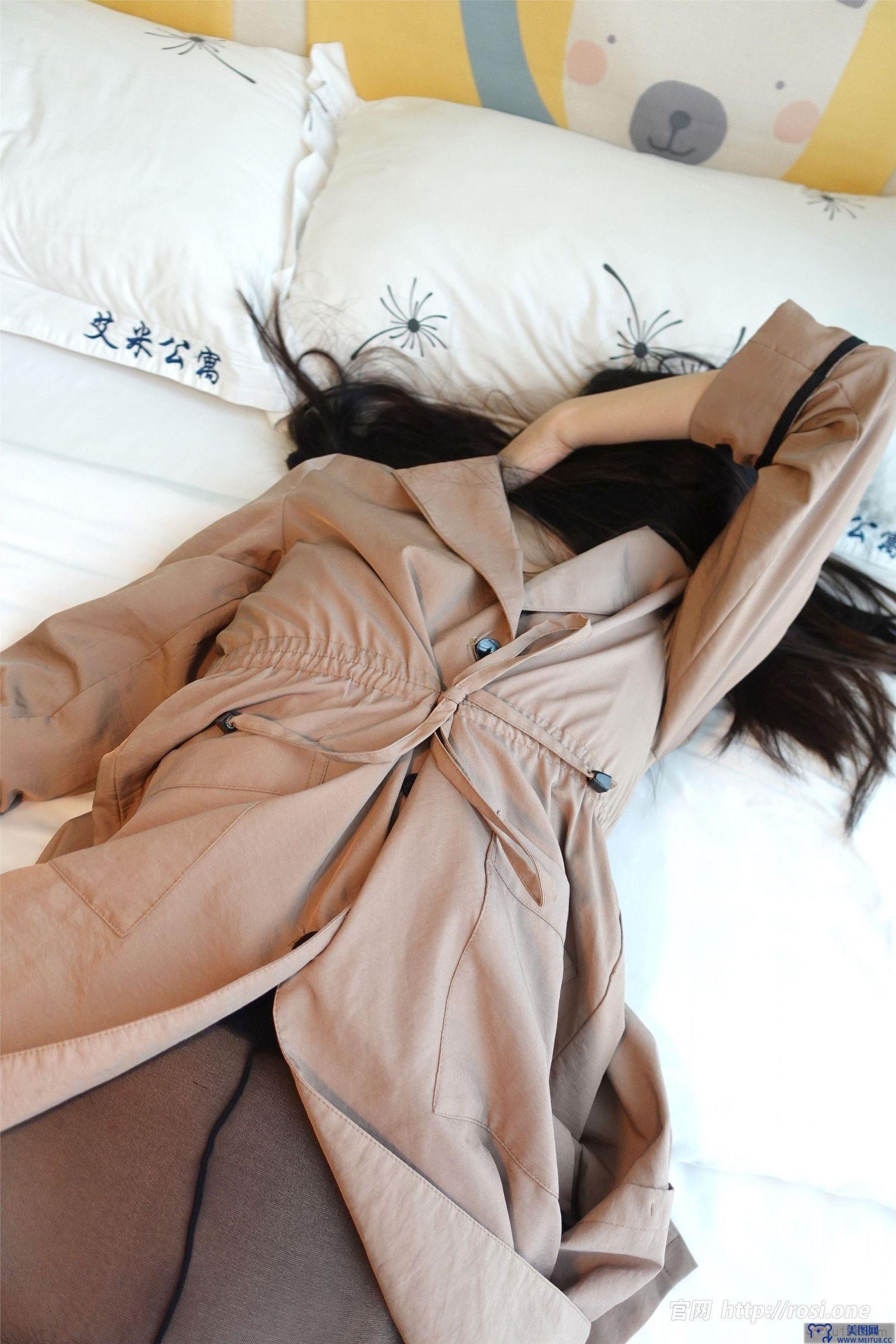 [ROSI美女图]2022.11.25 NO.4008