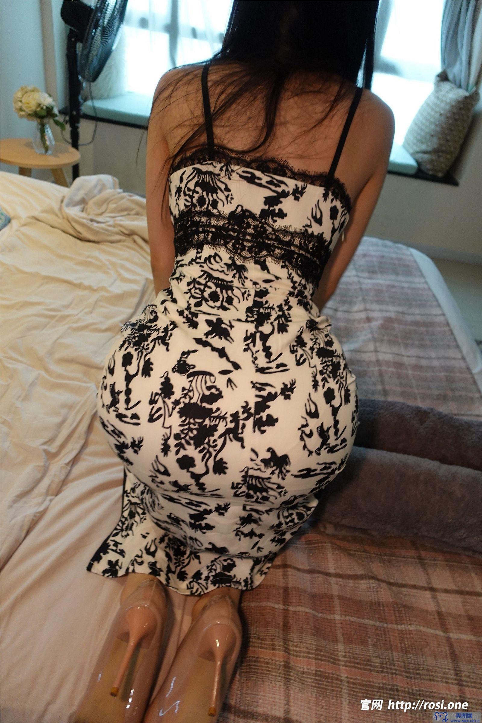[ROSI美女图]2022.11.28 NO.4011