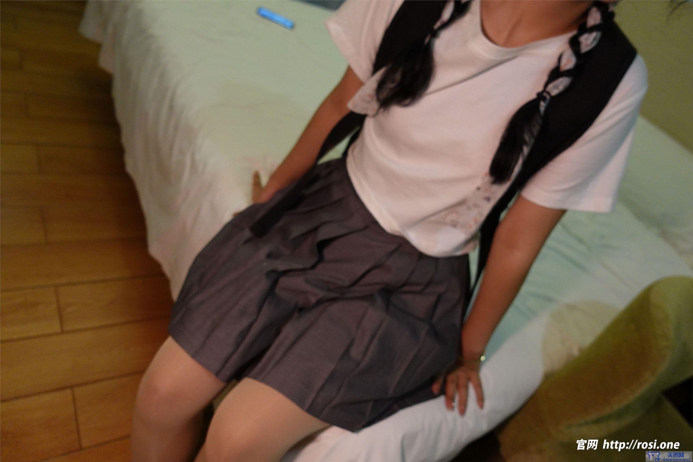 [ROSI美女图]2022.11.29 NO.4012