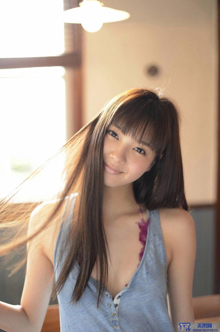 [WPB-net] 2013.05.25 No.157 新川優愛 スペシャル写真集 - 「美しすぎる彼女に一目惚れ」