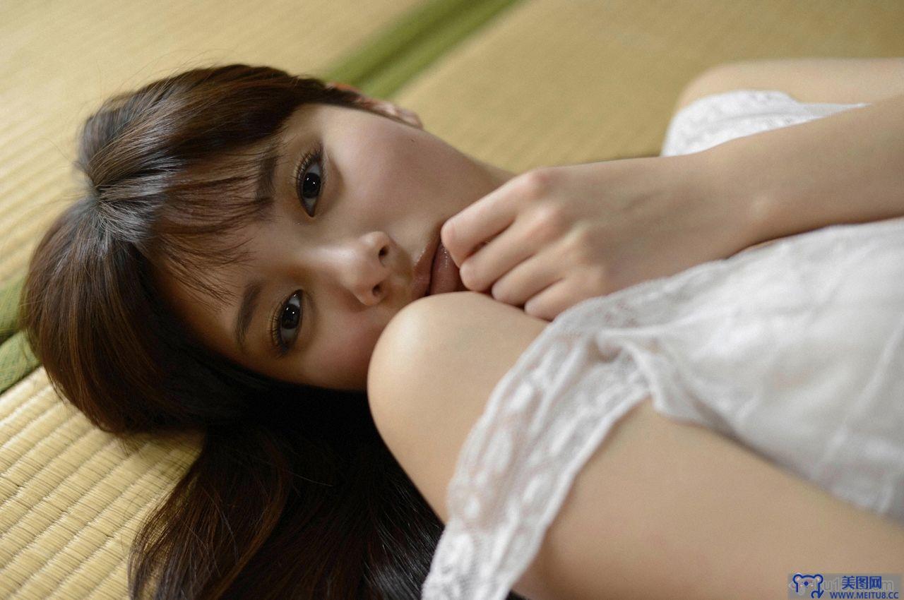 [WPB-net] 2013.05.25 No.157 新川優愛 スペシャル写真集 - 「美しすぎる彼女に一目惚れ」