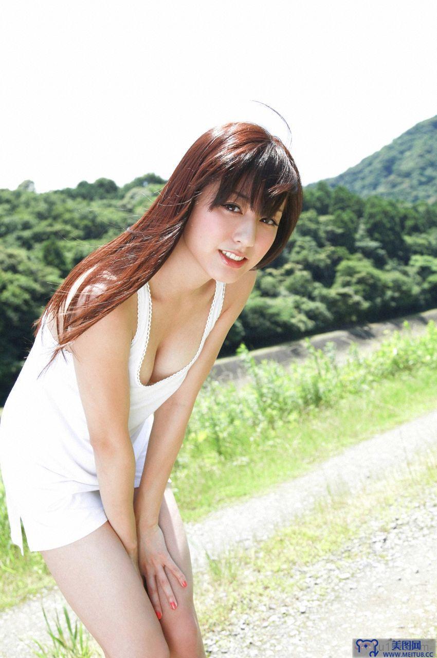 [WPB-net] Deluxe 2011.07 杉本有美 スペシャル写真集 『杉本有美、第二章。』