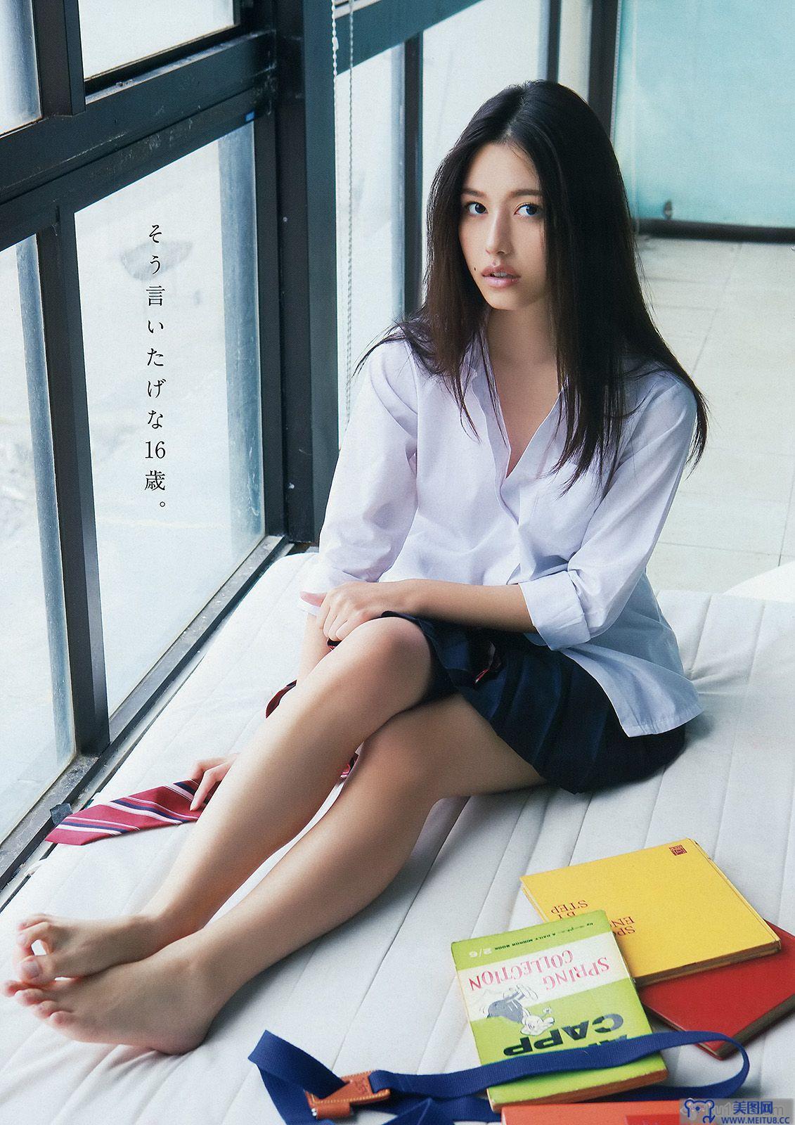 [Young Animal] 2015 No.01 篠崎愛 山田沙梨奈