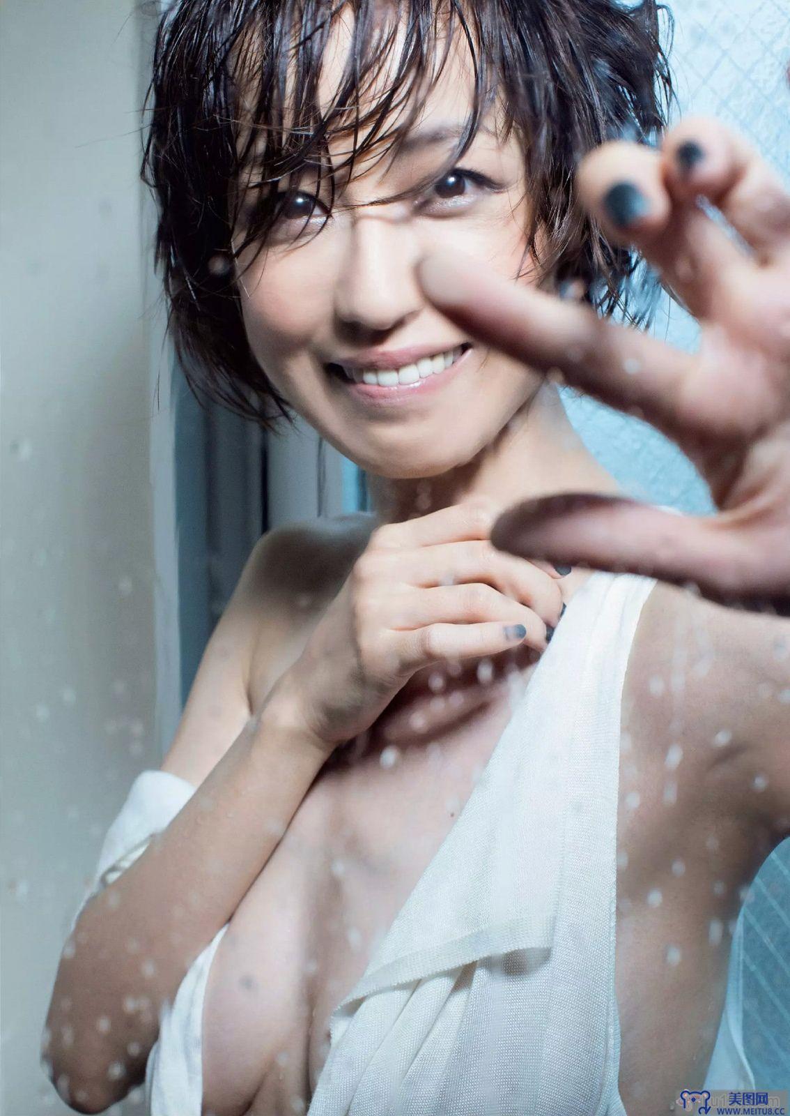 [Weekly Playboy] 2014 No.43 綾瀬はるか 道重さゆみ 内田理央 志田友美 西野七瀬 小林麗菜 安達祐実 及川奈央