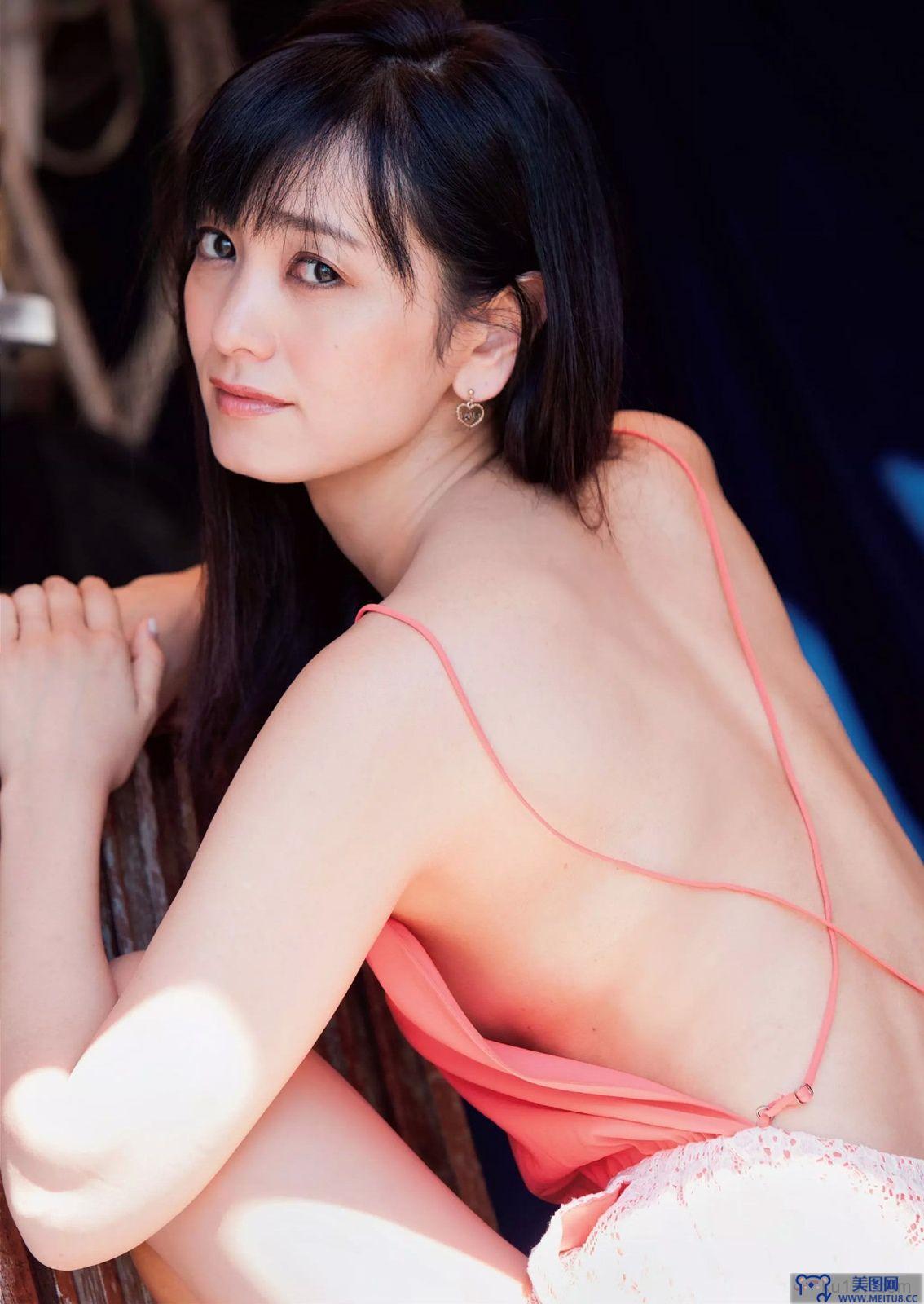 [Weekly Playboy] 2014 No.45 NMB48 都丸紗也華 脊山麻理子 安齋らら 吉木りさ 夏目ナナ 八反安未果