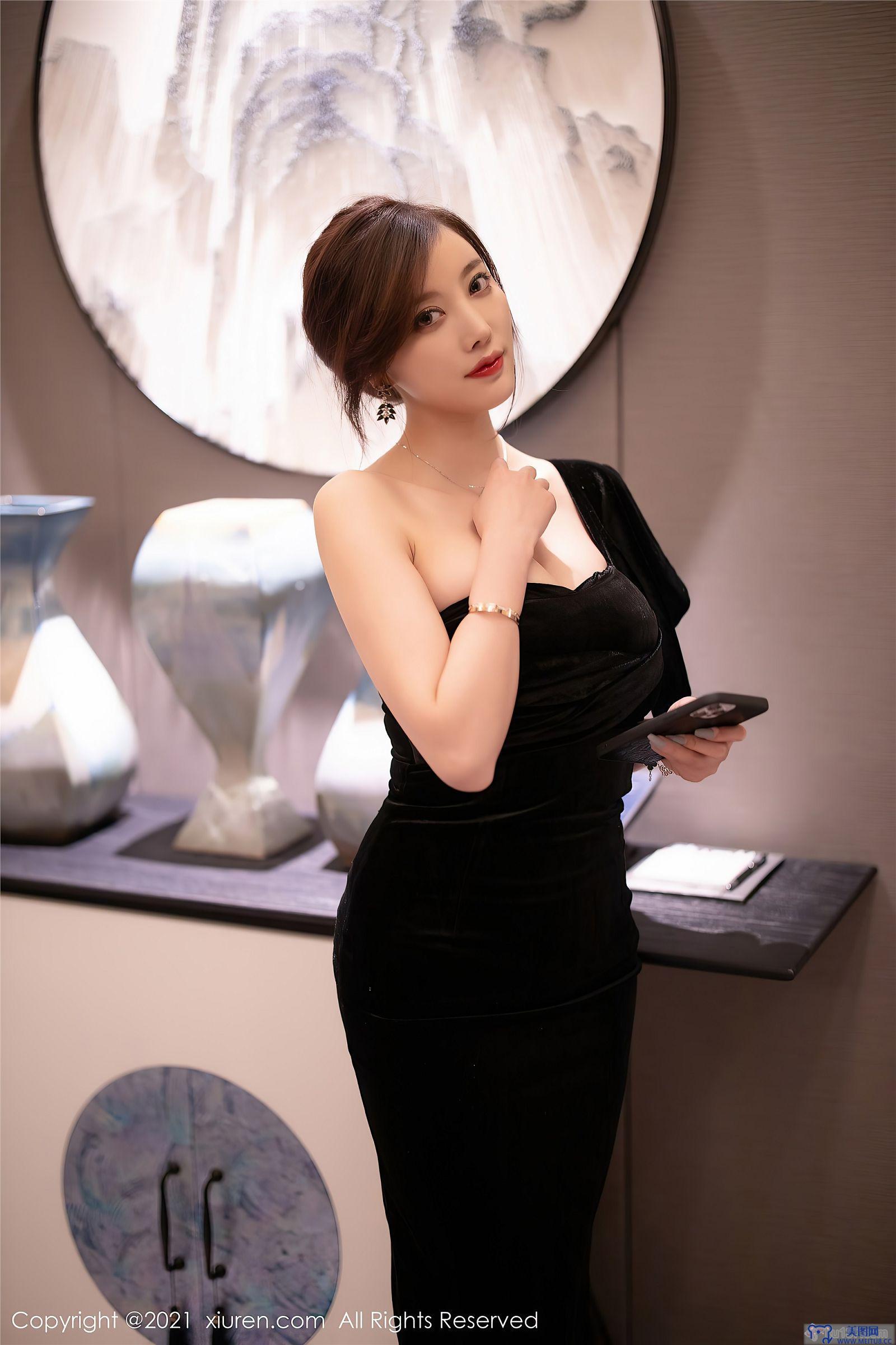 [秀人XIUREN] 2021.03.09 NO.3184 杨晨晨sugar