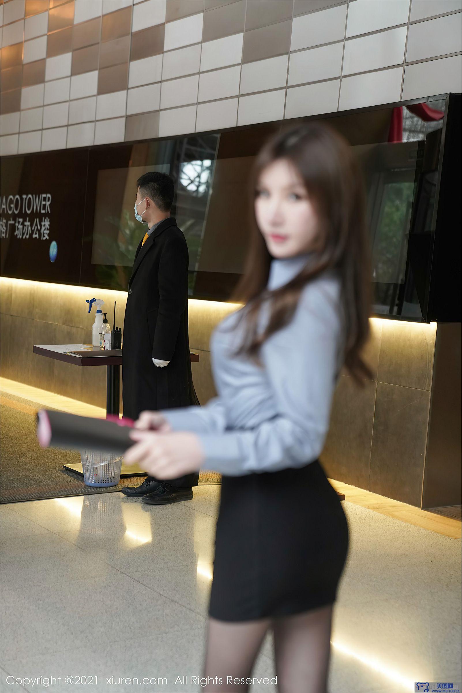 [秀人XIUREN] 2021.03.10 NO.3187 周于希Sandy 制服 黑丝