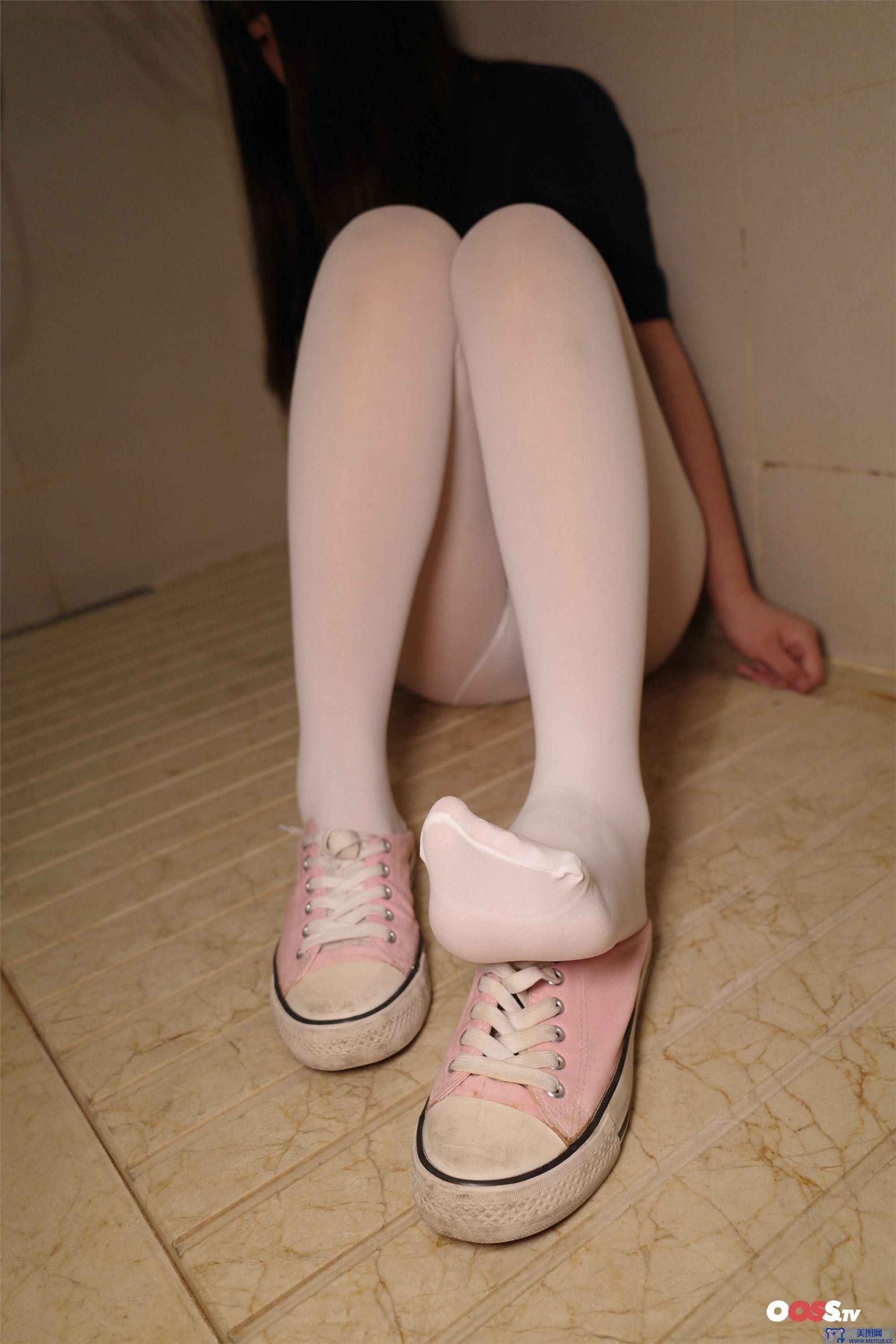 [ROSI美女图]2020.10.01 NO.3223
