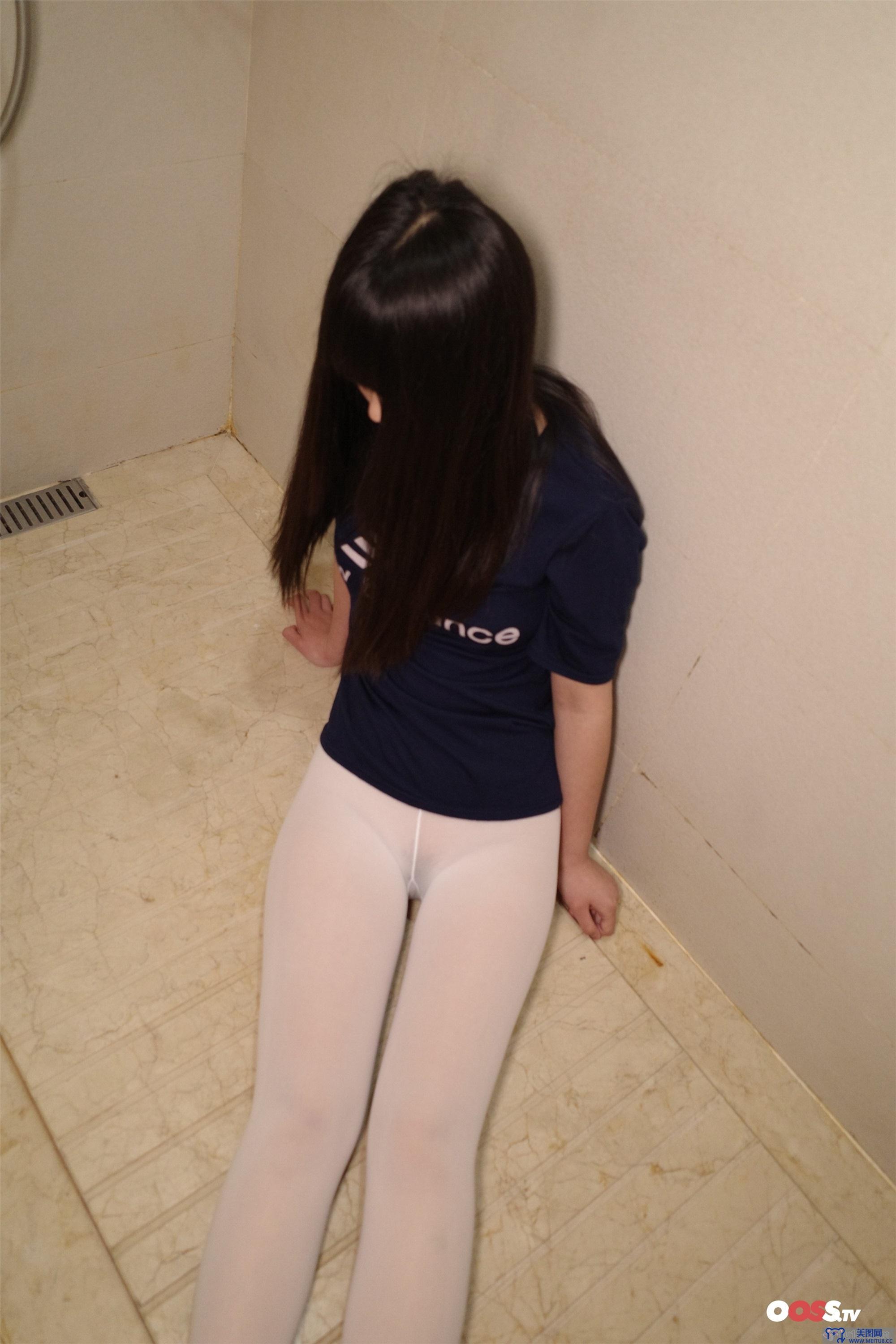[ROSI美女图]2020.10.01 NO.3223