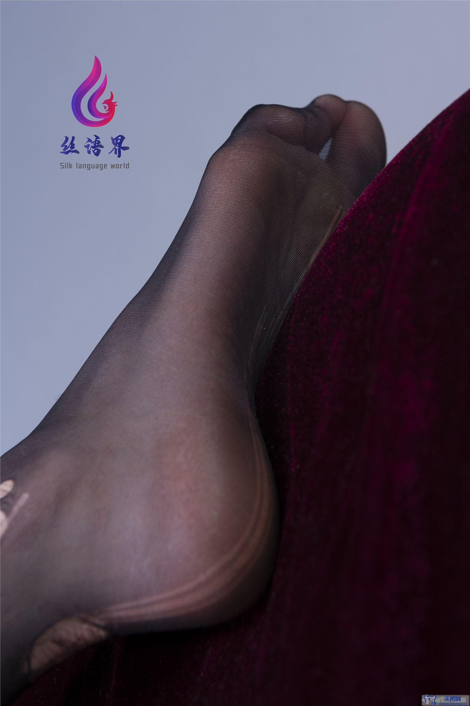 [Ligui丽柜美腿]2021.07.17 网络丽人 Model 团子