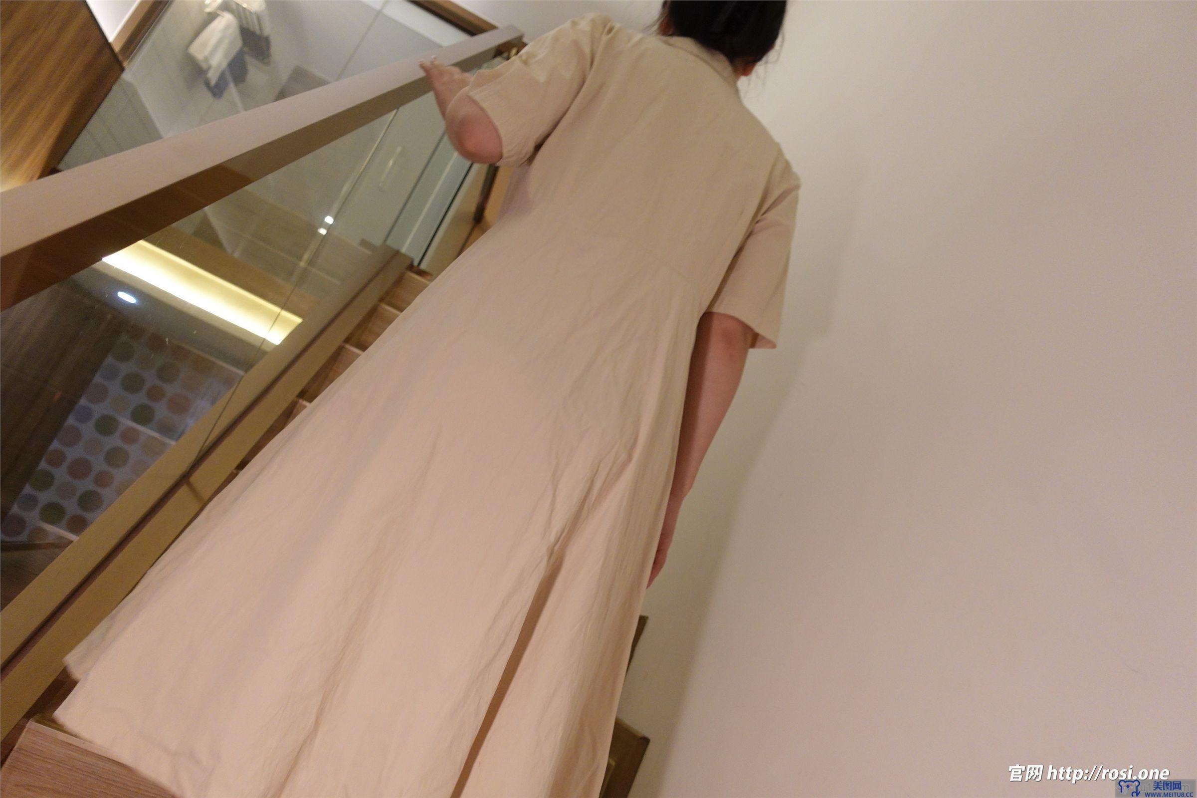 [ROSI美女图]2021.12.30 NO.3678