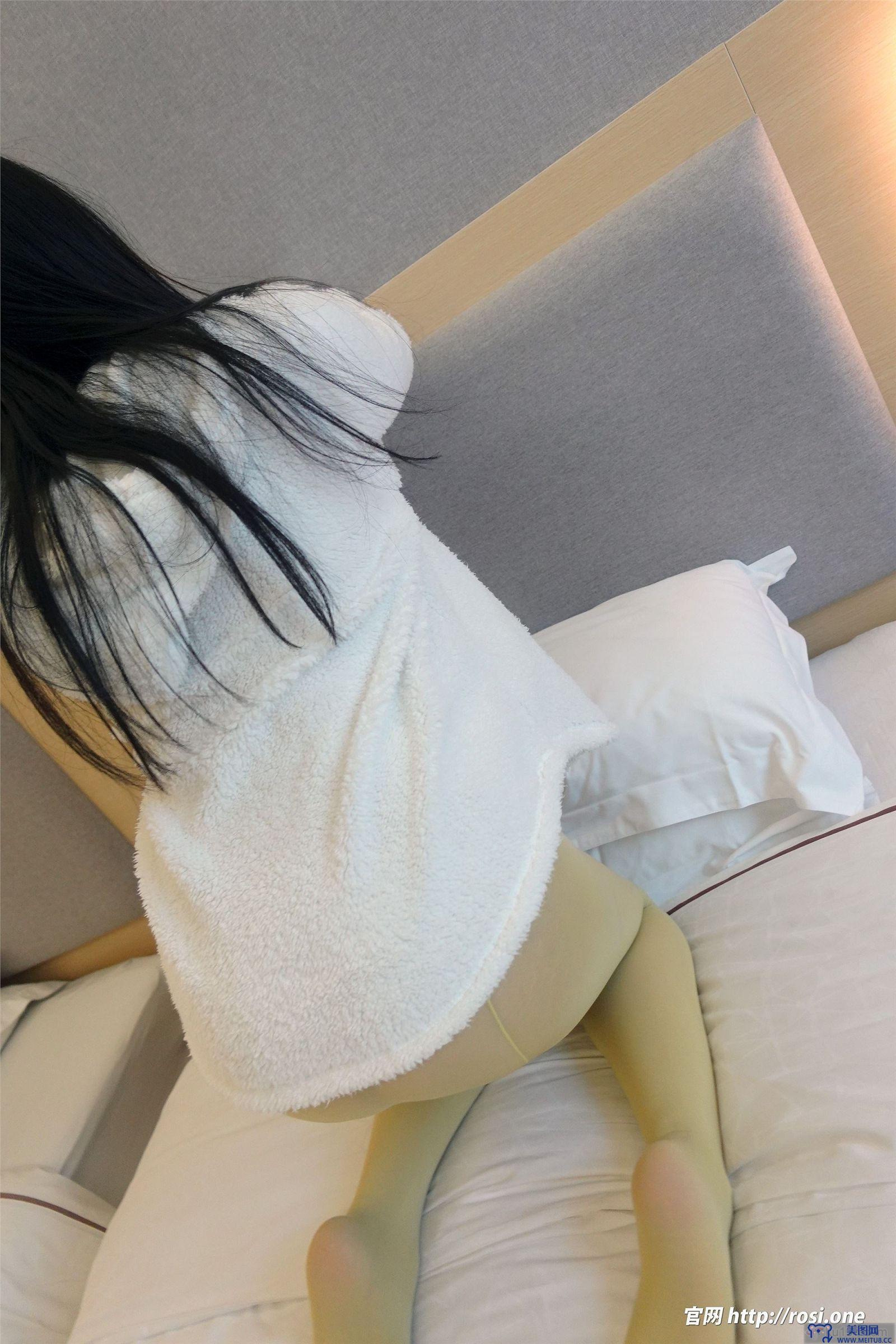 [ROSI美女图]2021.12.31 NO.3679