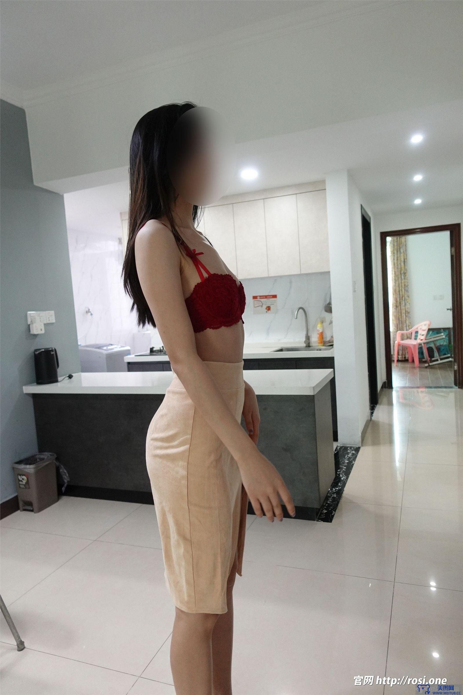 [ROSI美女图]2022.07.05 NO.3865