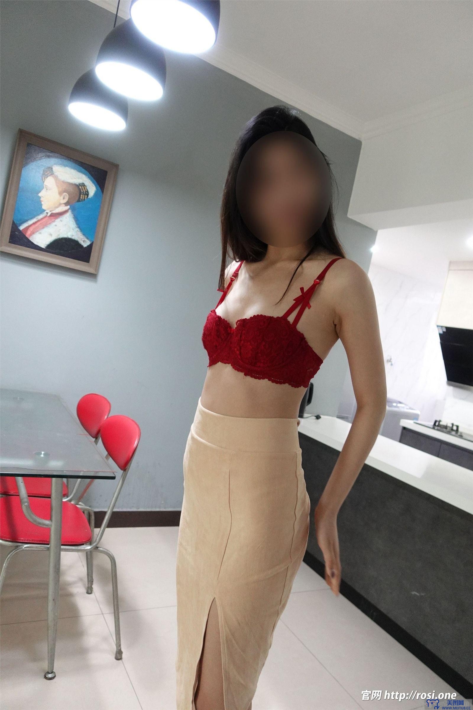 [ROSI美女图]2022.07.05 NO.3865