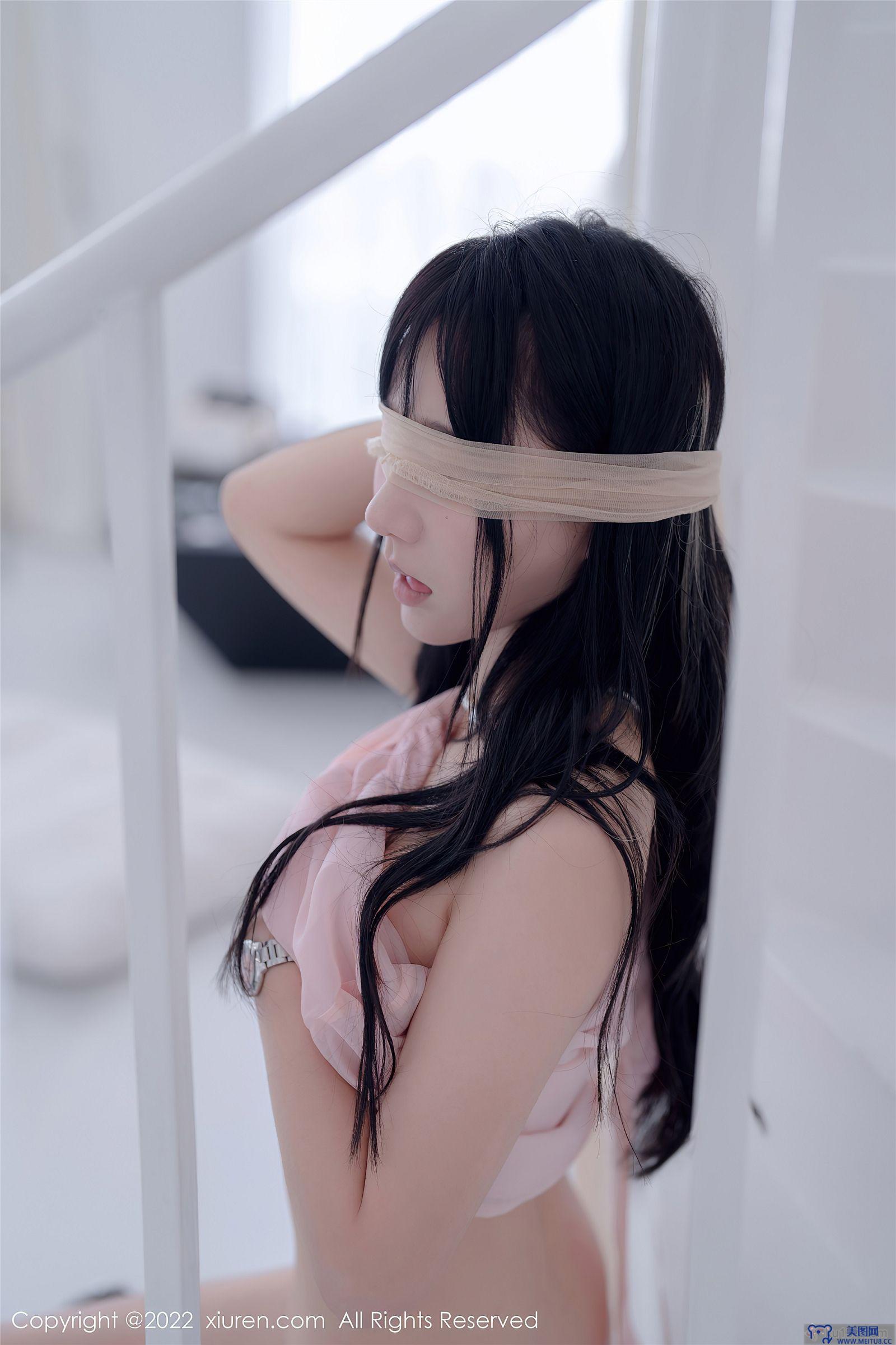 [秀人XIUREN] 2022.07.22 NO.5318 小果冻儿