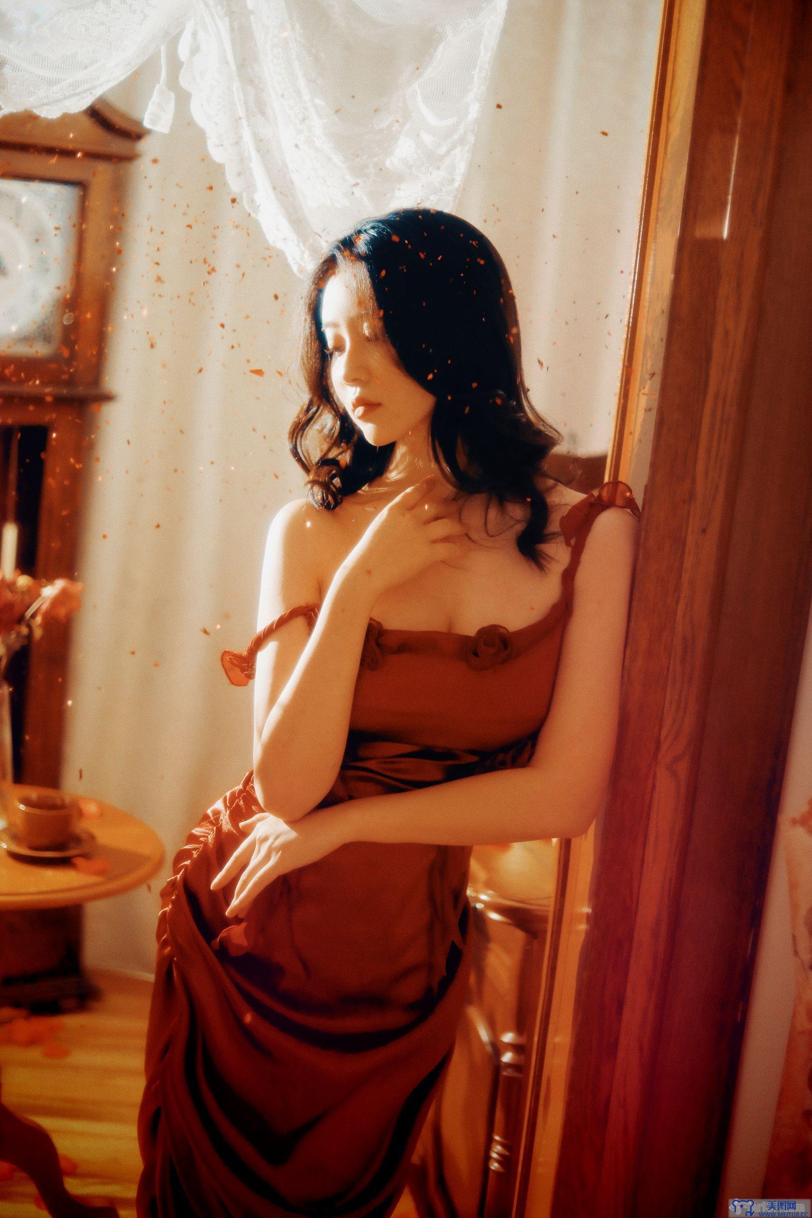 [年年nnian] NO.022 落日蔷薇