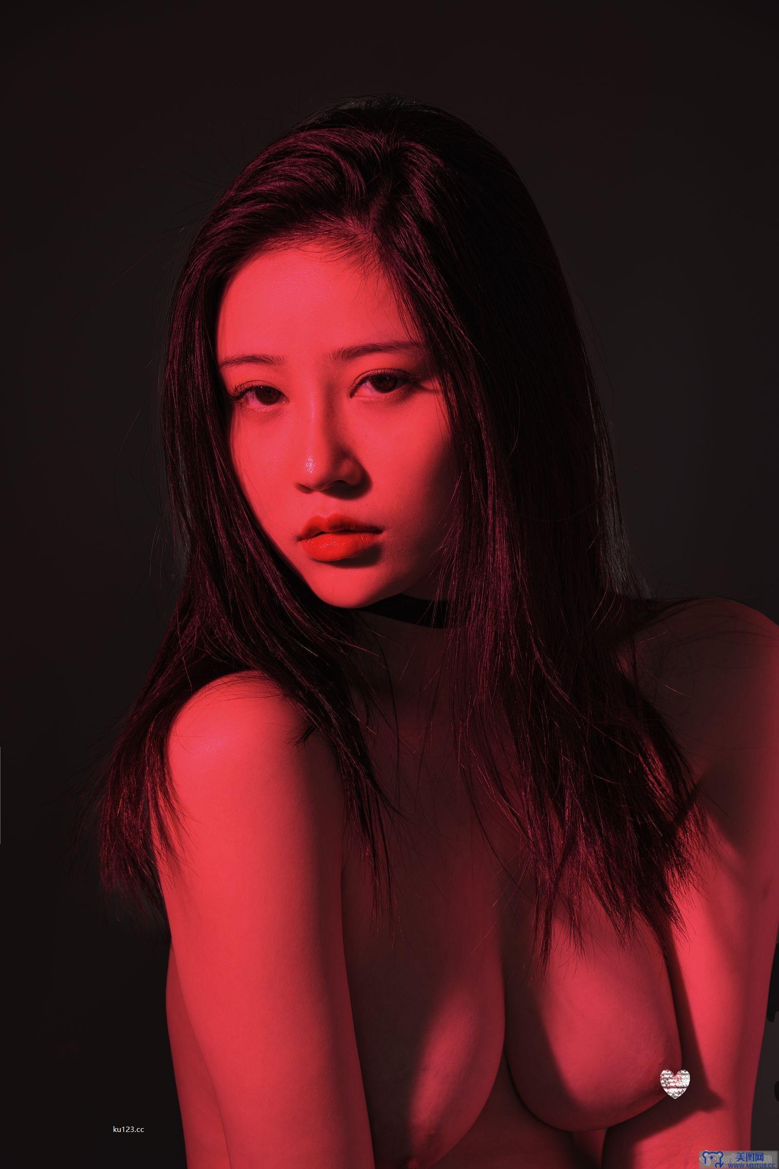 [年年nnian] NO.010 炽天使