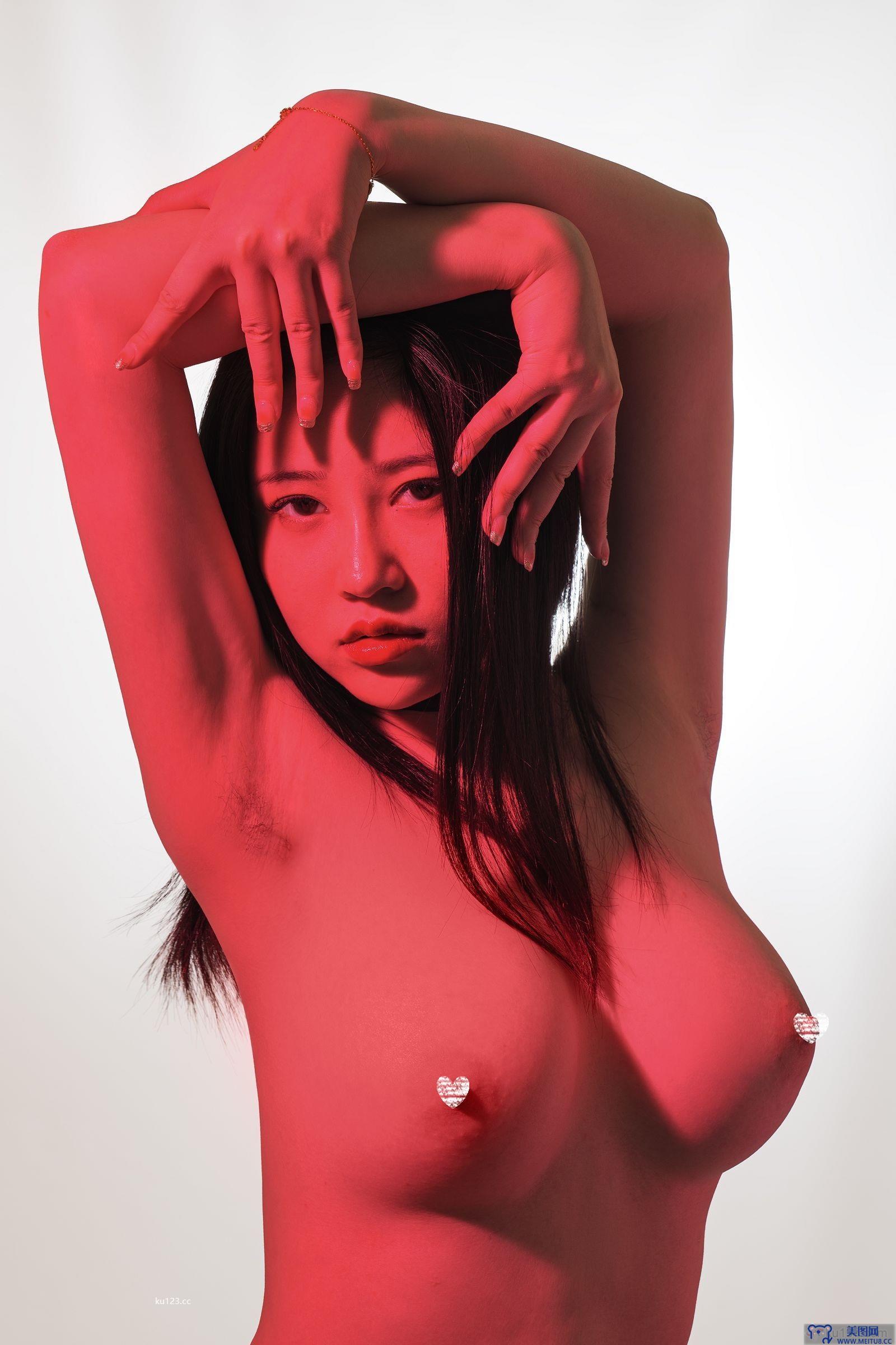 [年年nnian] NO.010 炽天使