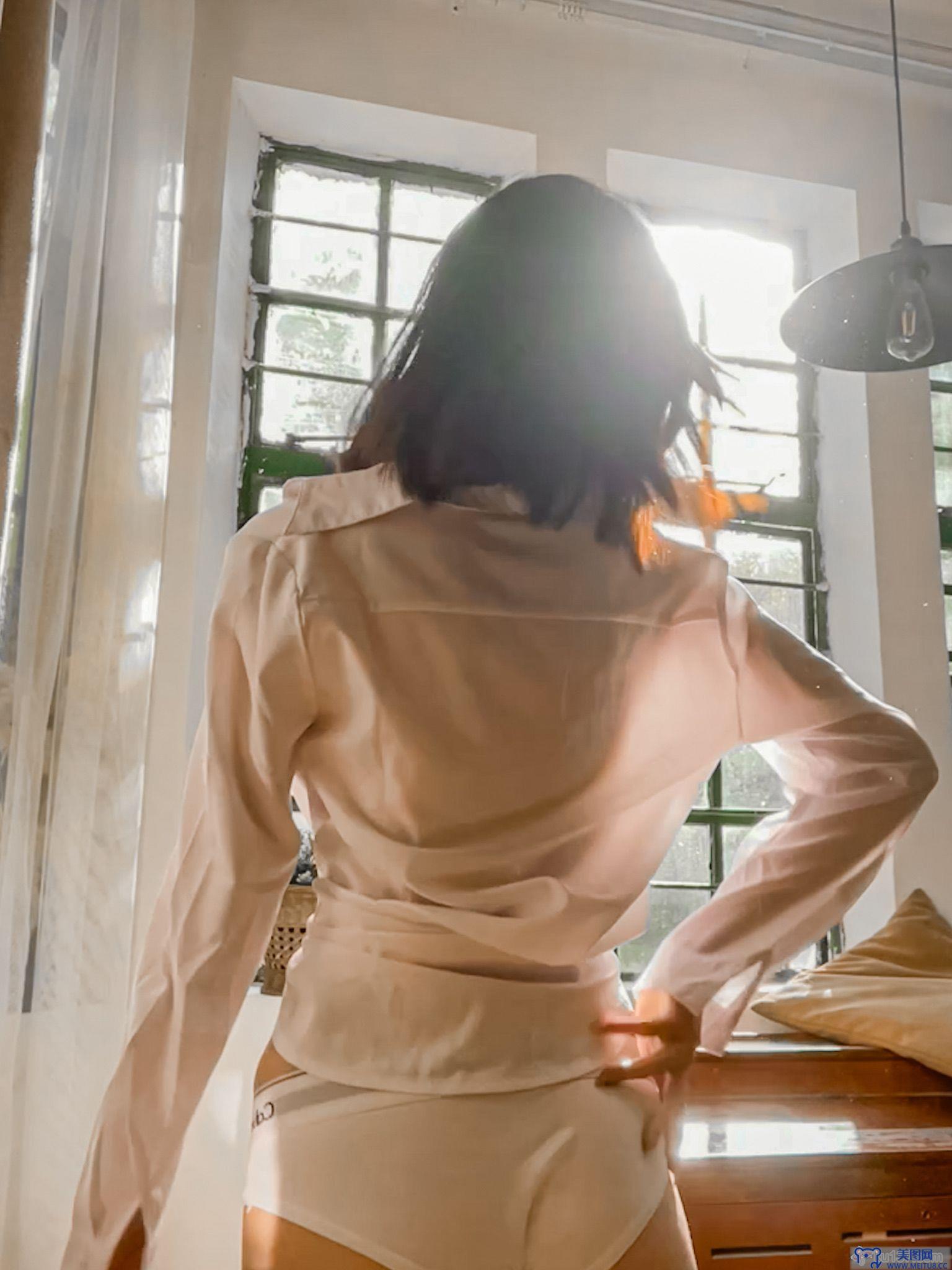 [年年nnian] NO.016 光与年