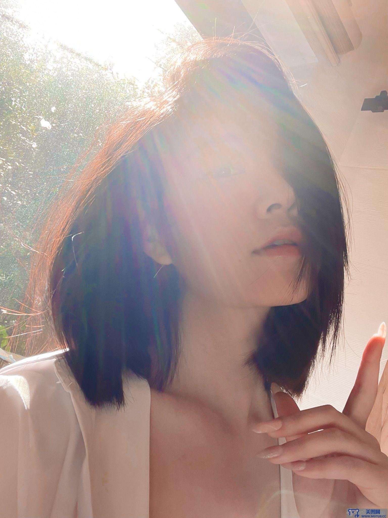 [年年nnian] NO.016 光与年