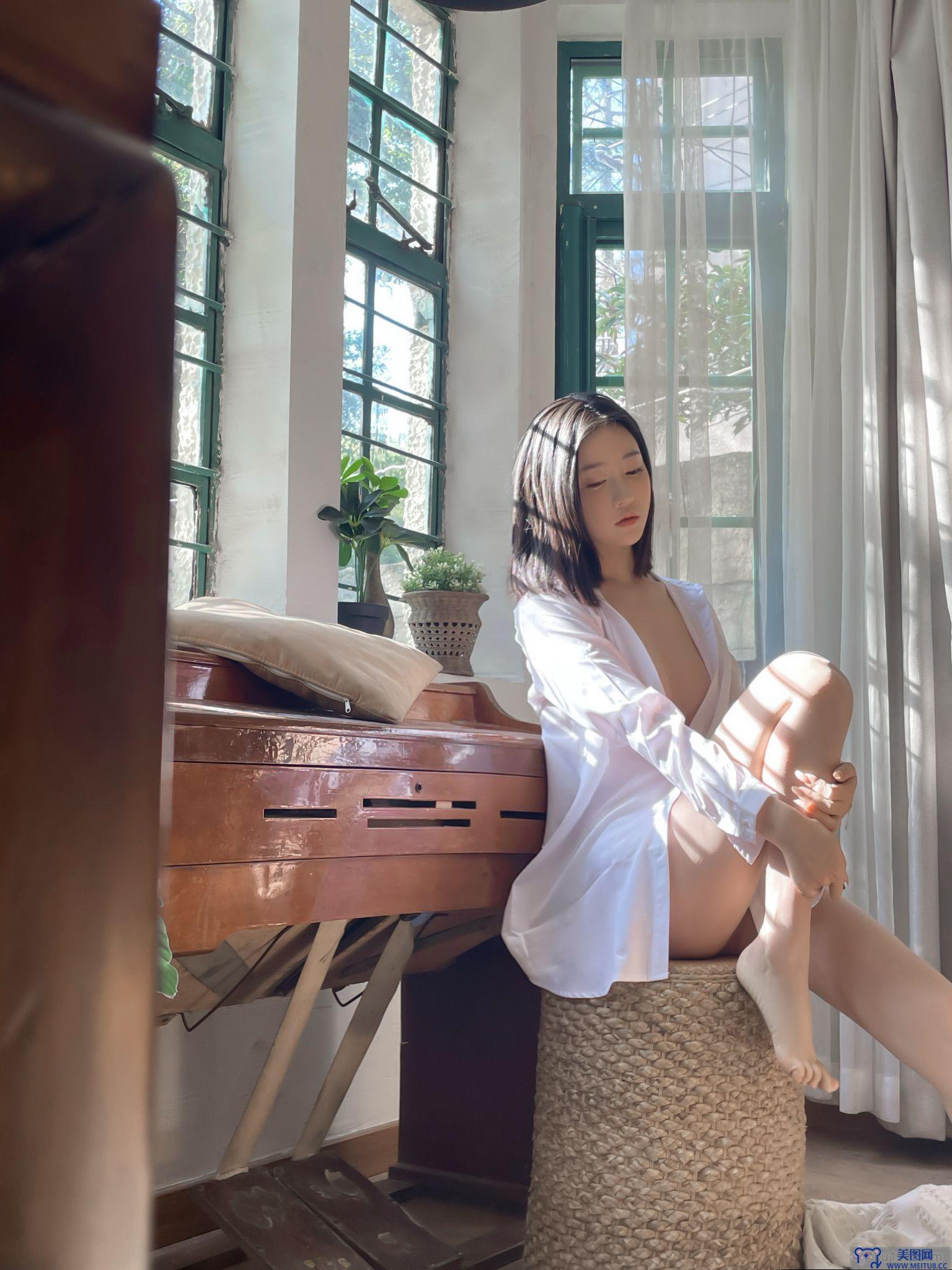 [年年nnian] NO.016 光与年