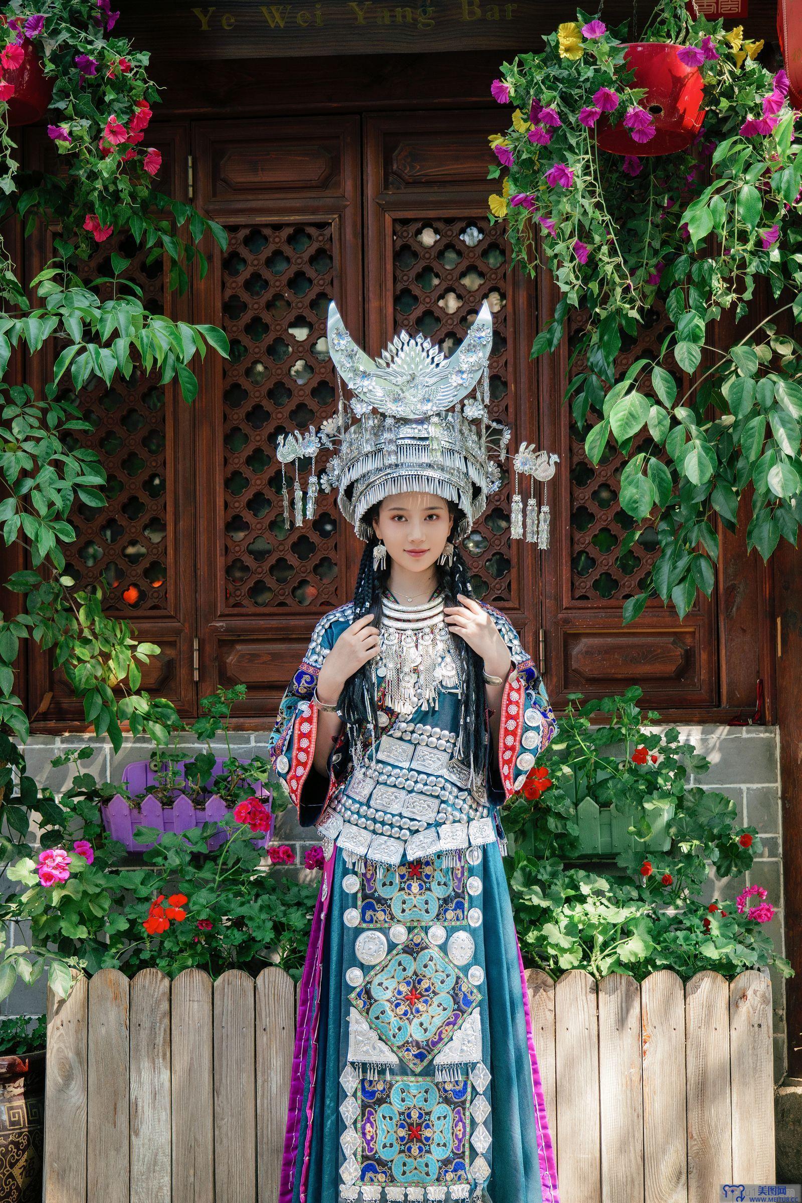 [年年nnian] NO.027 苗疆少女