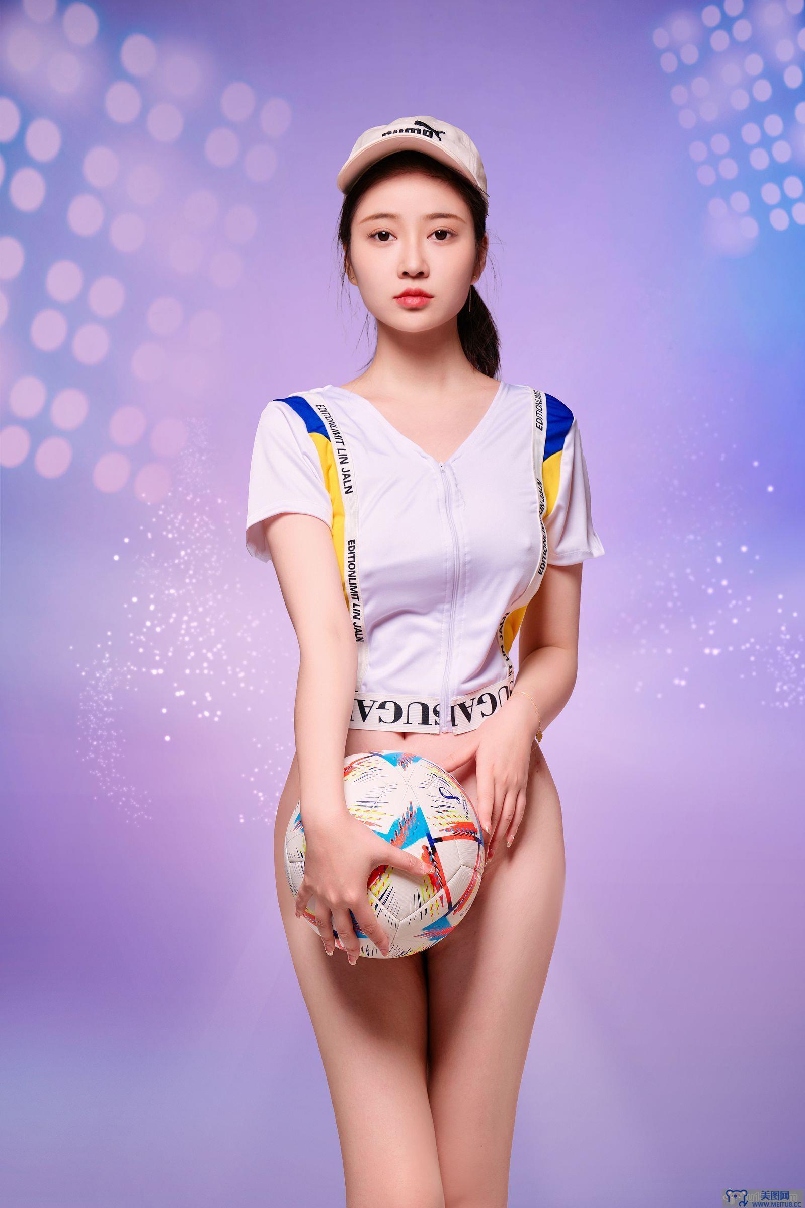 [年年nnian] NO.040 世界杯