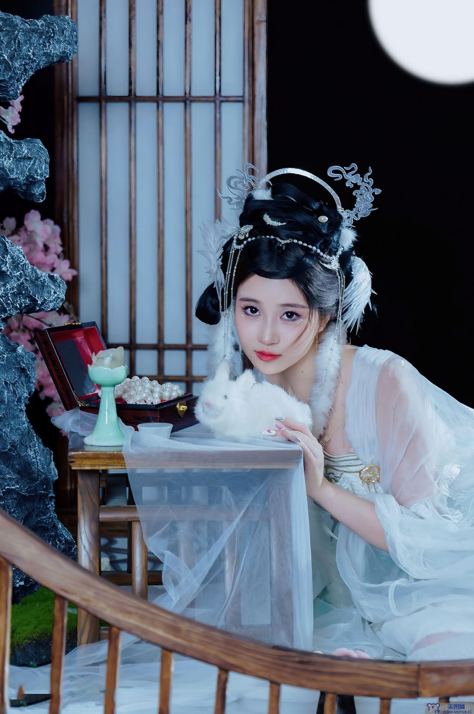 [年年nnian] NO.062 嫦娥仙子