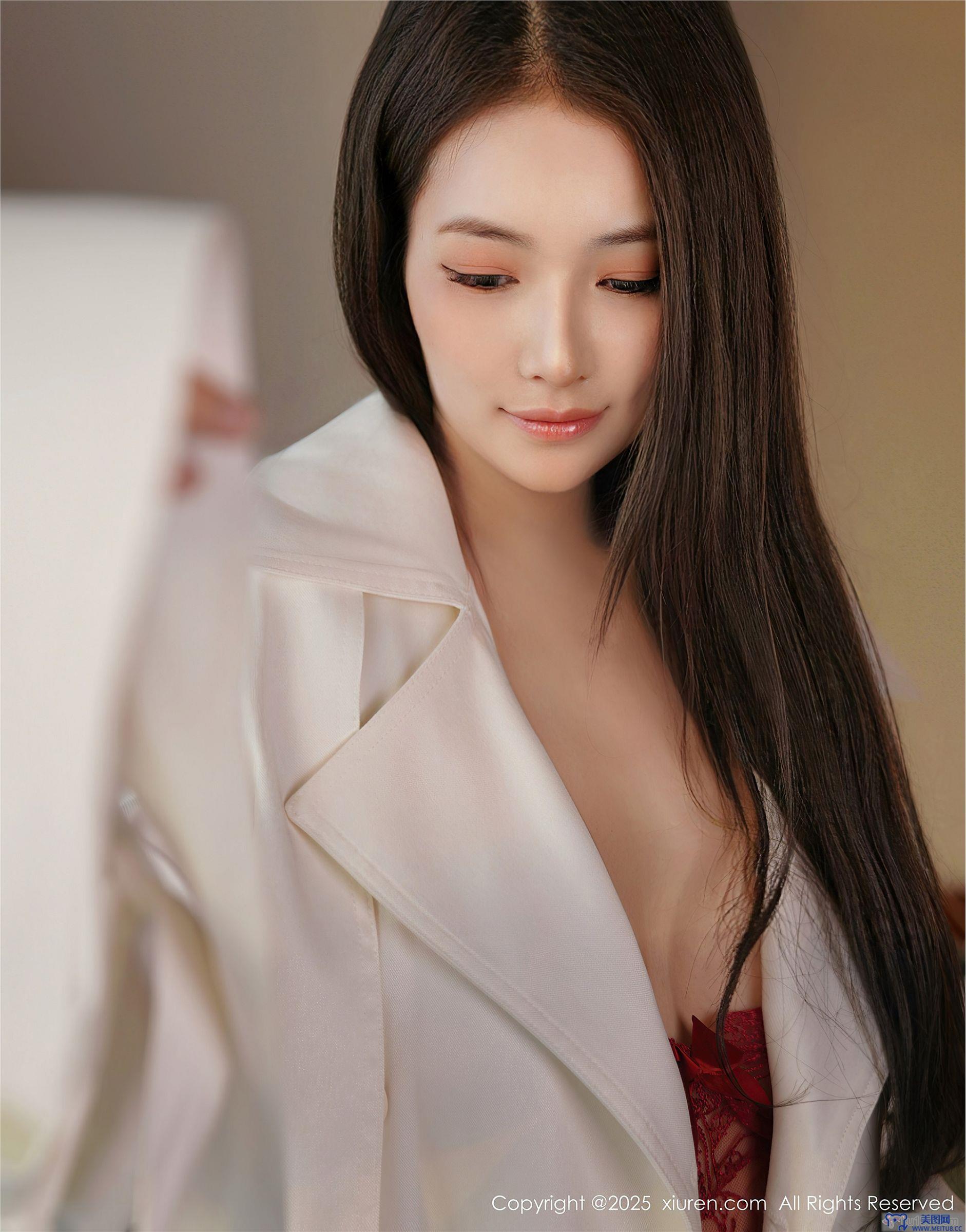 [秀人XIUREN] 2025.04.21 NO.10174 娅轩ELVA