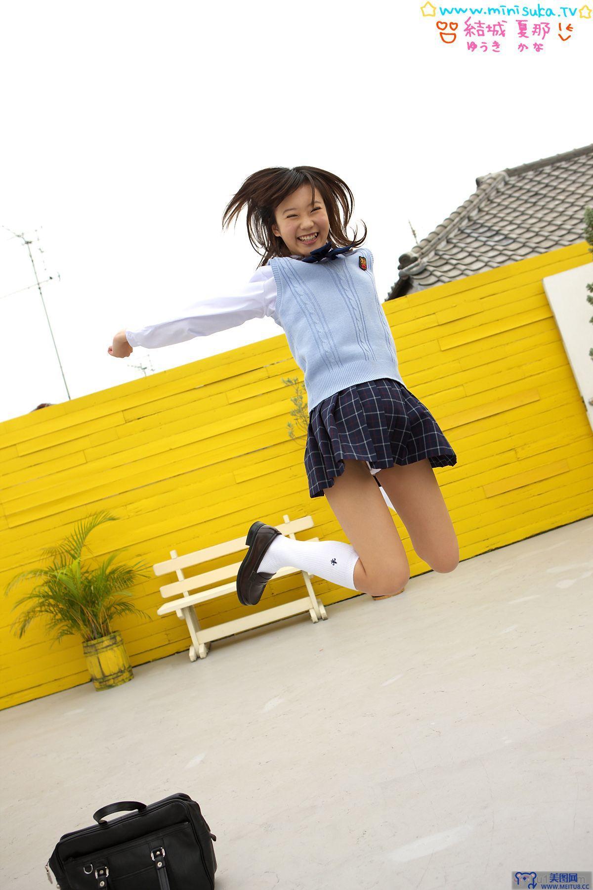 [Minisuka写真] 学生制服诱惑 結城夏那 现役女子高生