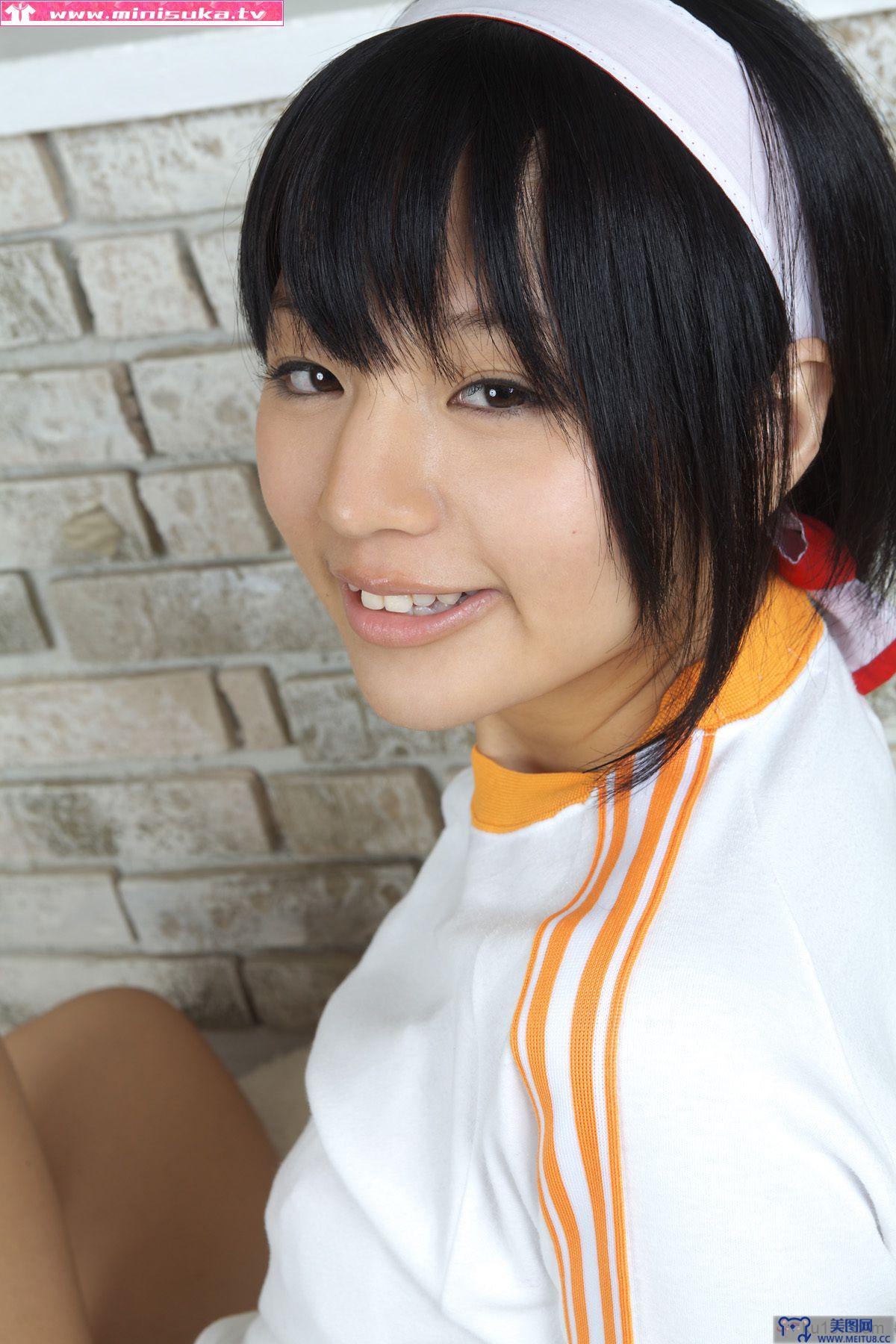 [Minisuka写真] 现役女子高生 宮野瞳 Hitomi Miyano Vol.01