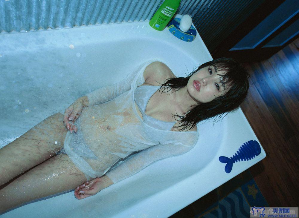 [image.tv美女写真]2004.04.09 Megumi Fukushita 福下恵美 A Supernova