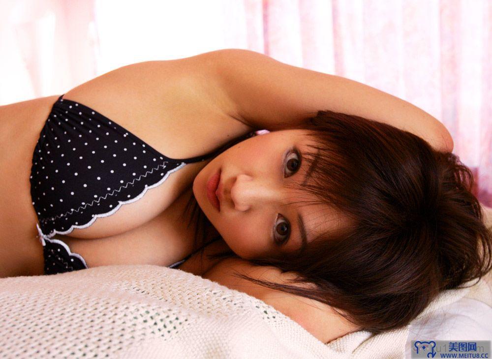 [image.tv美女写真]2004.10.15 Yuzuki Aikawa 愛川ゆず季 ぷりグラ Pretty & Glamourous