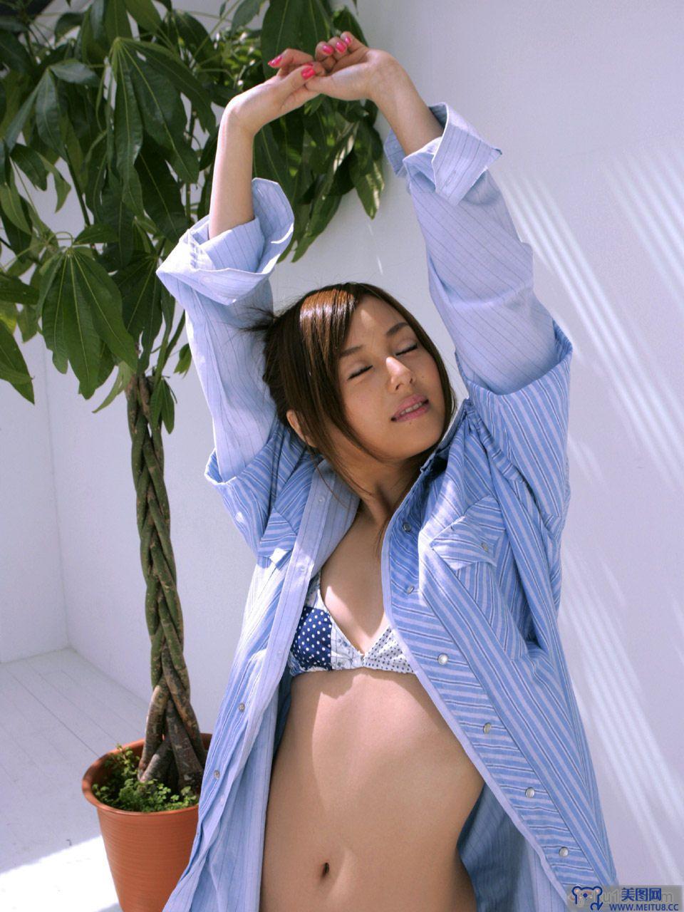 [image.tv美女写真]2005.05.27 Jun Natsukawa 夏川純 Rainy Rainy