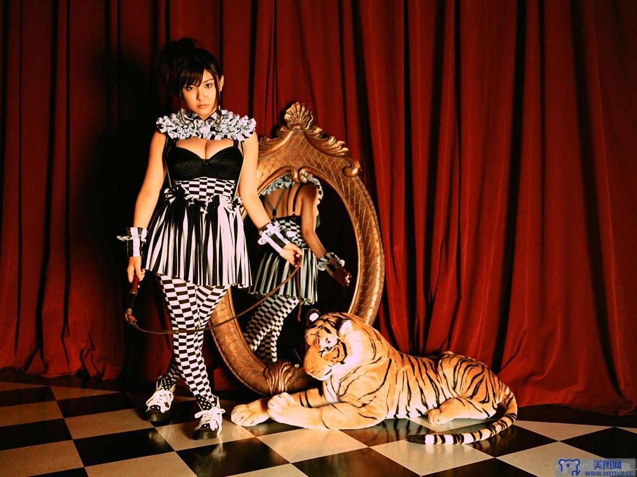 [image.tv美女写真]2005.09.09 Miri Hanai 花井美里 ワンダフル大サーカス Wonderful Big Circus